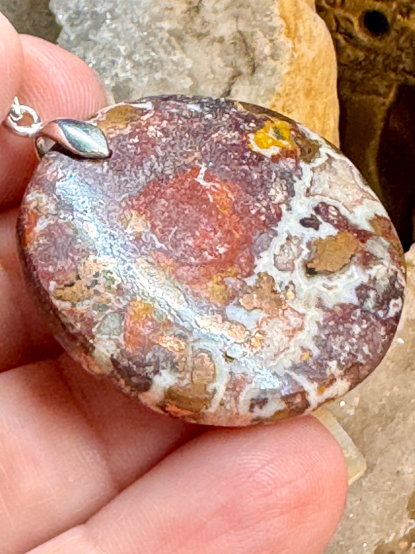 Pendentif de dolomite cuivre