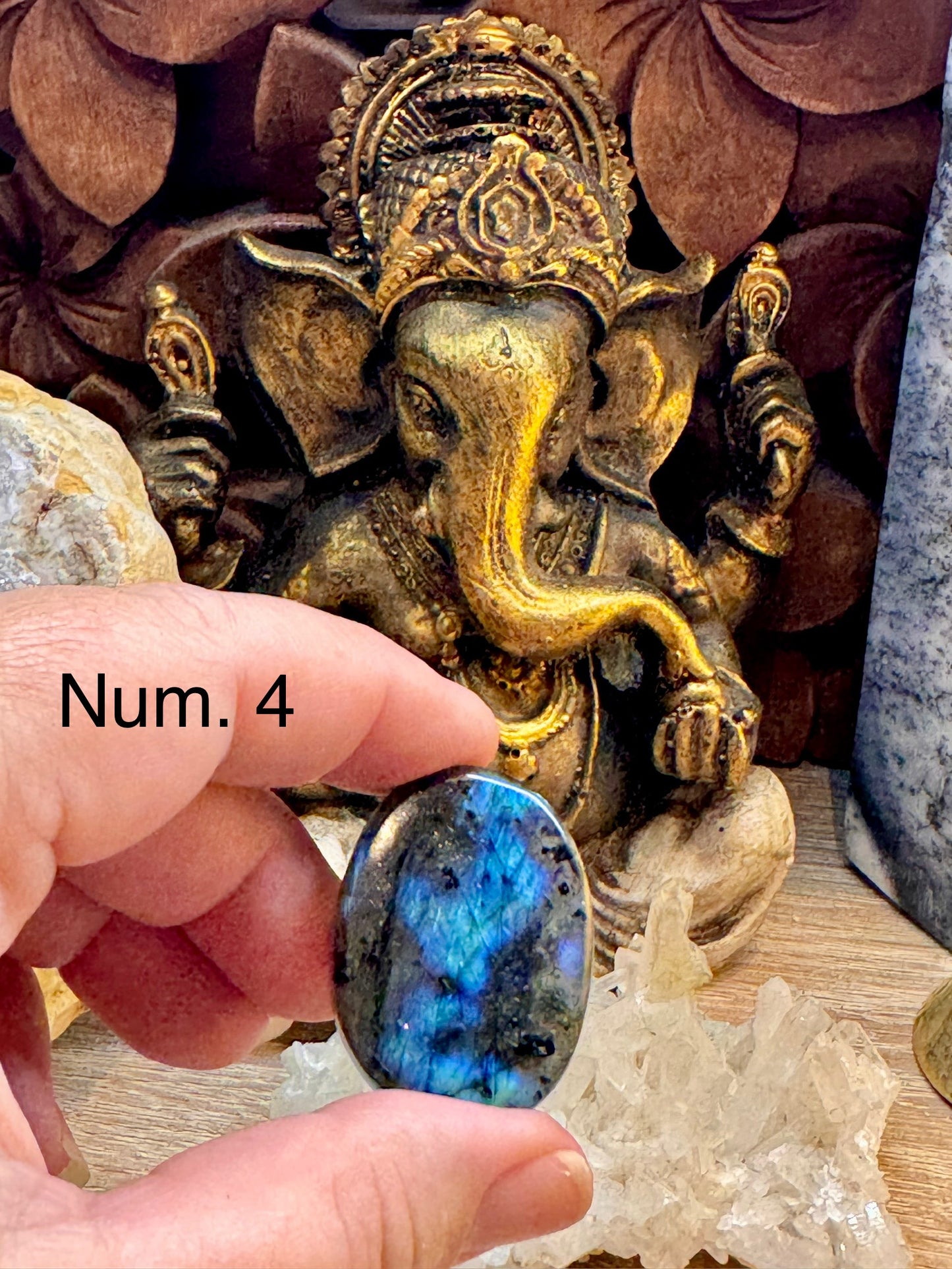 Galet de Labradorite