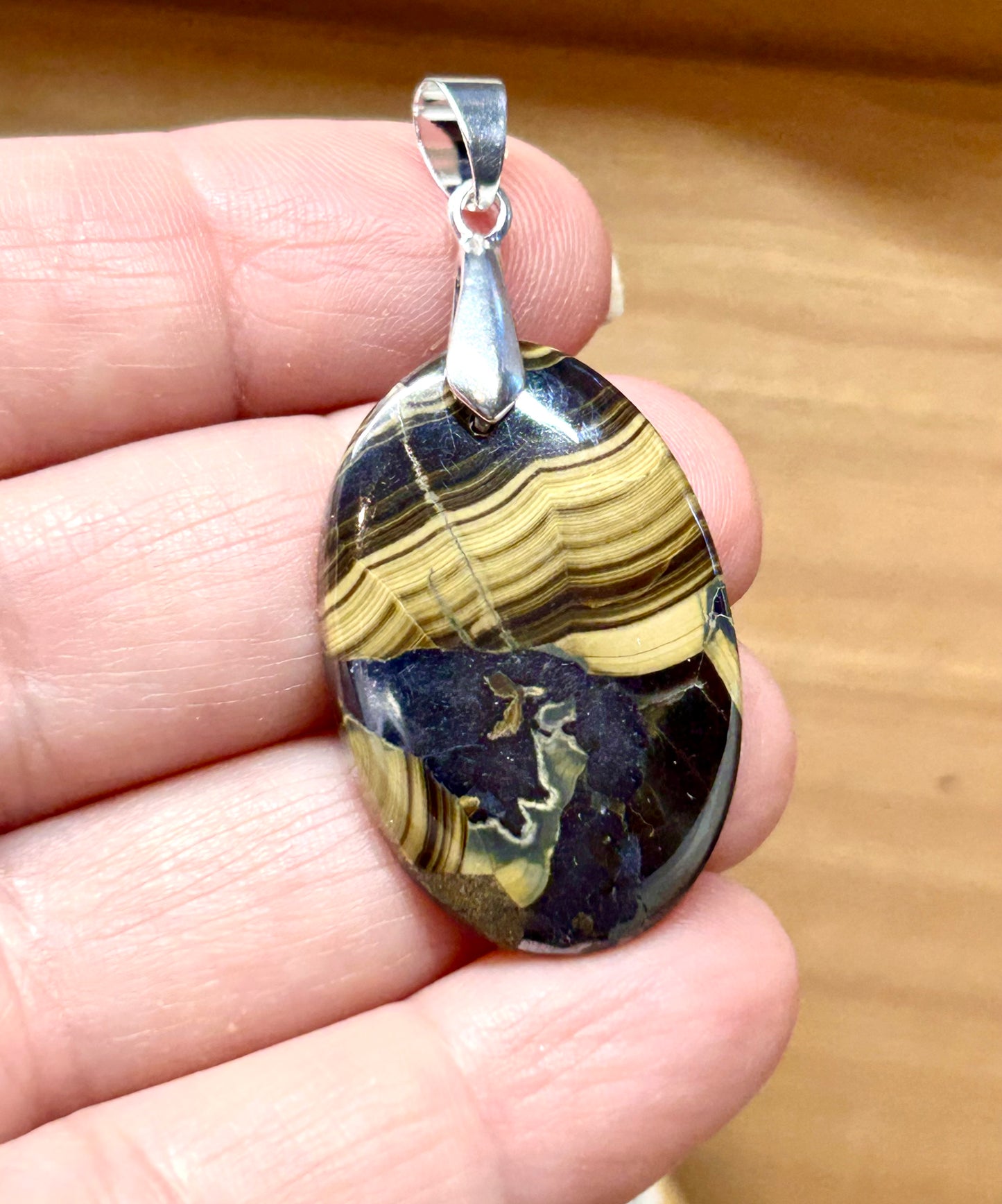 Pendentif de spharélite