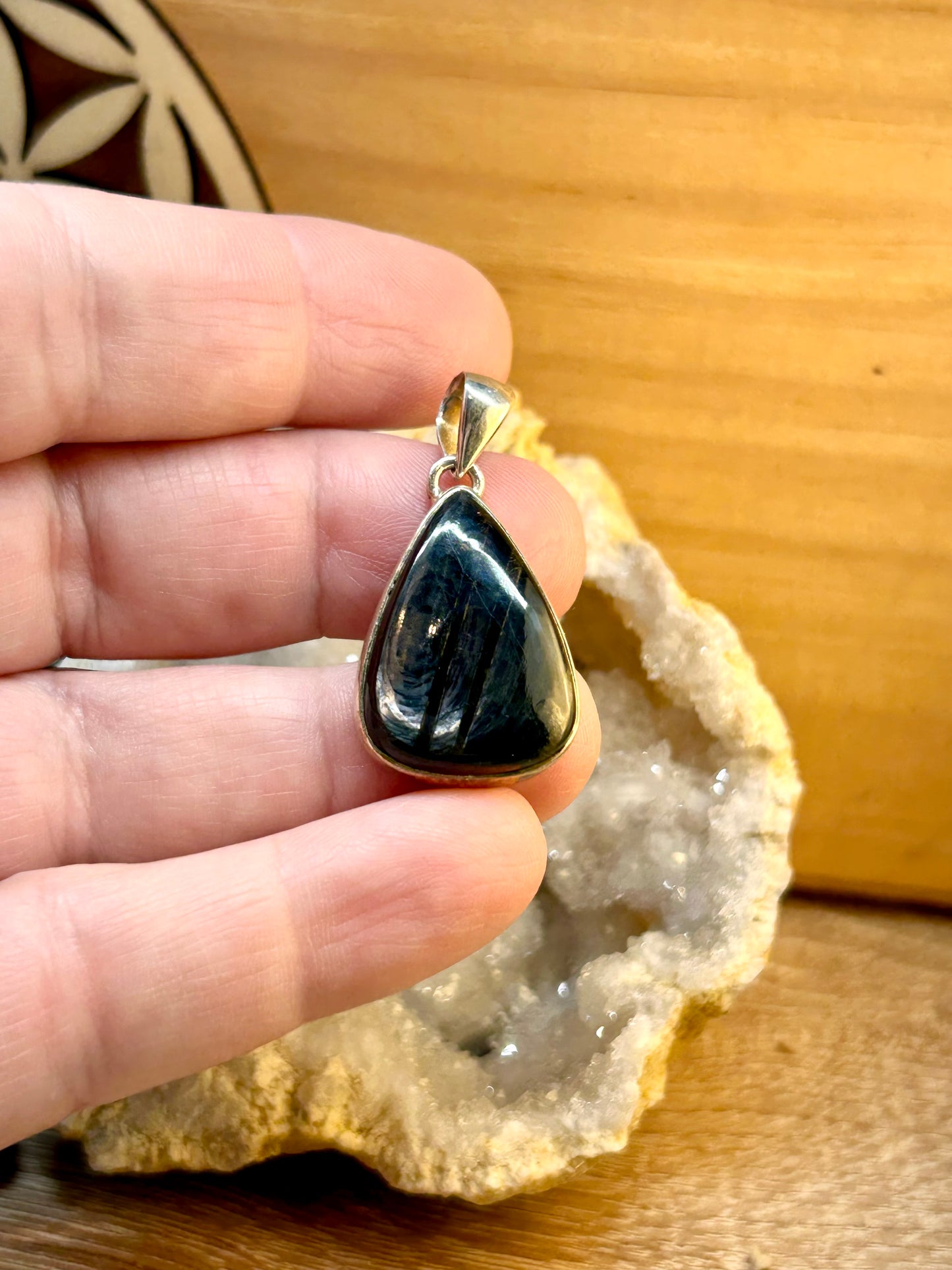 Pendentif d’hypersthène