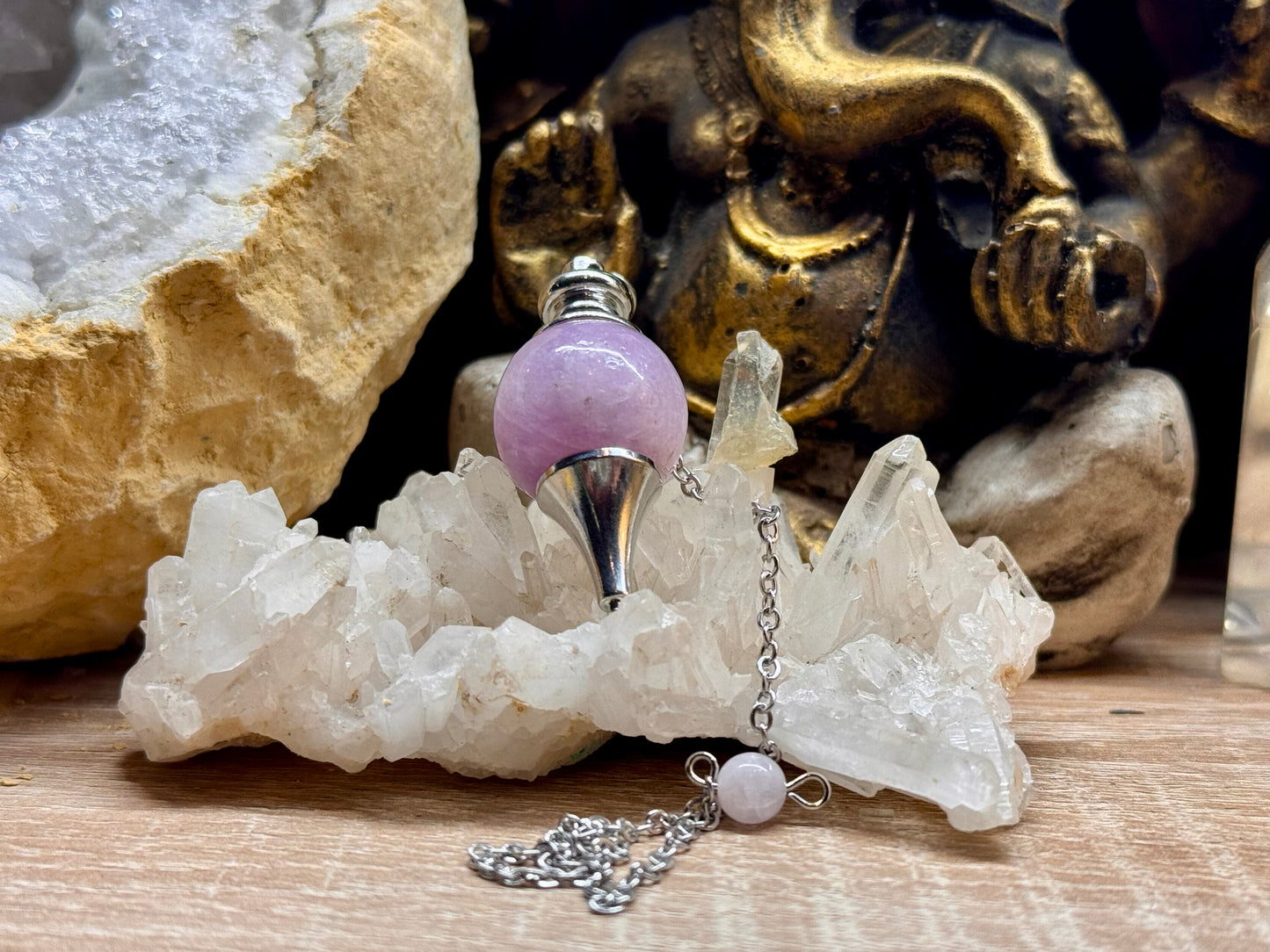 Pendule sphérique en kunzite (2)