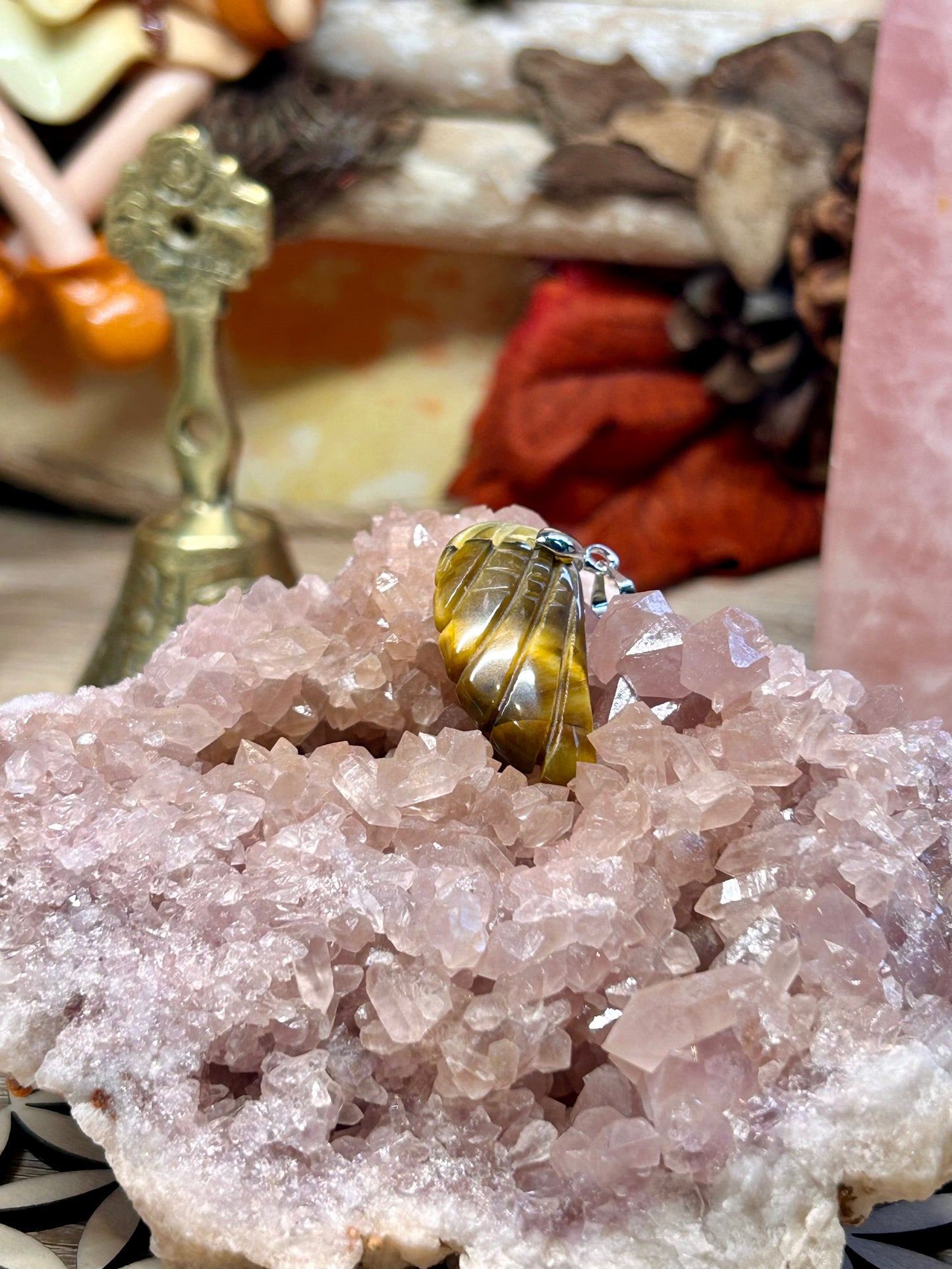 Pendentif d’aile d’ange en œil de tigre