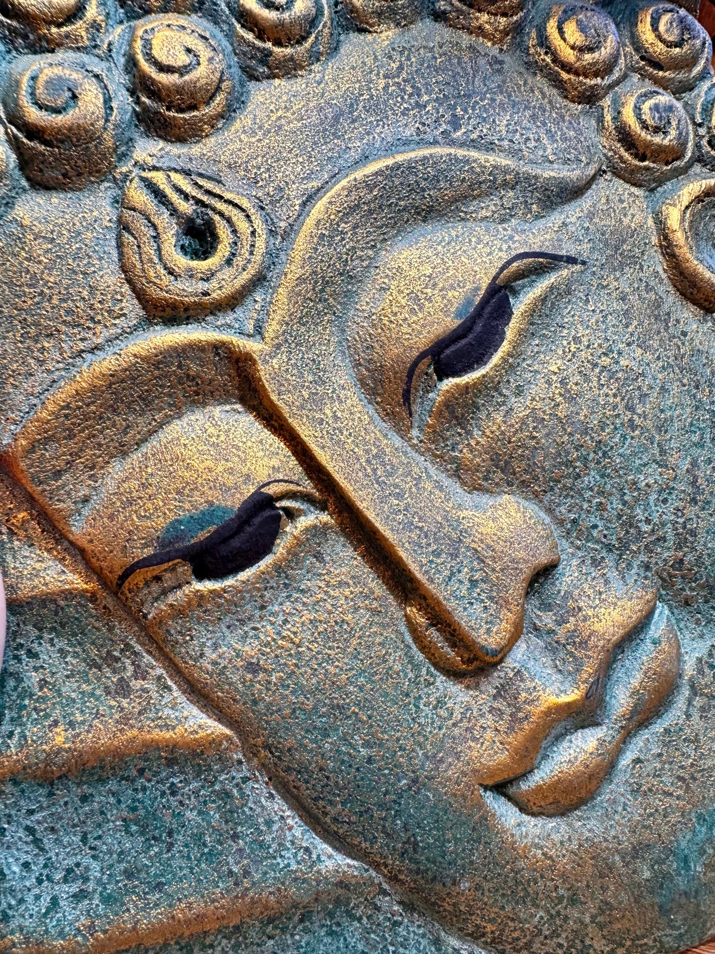 Cadre Bouddha en bois sculpté