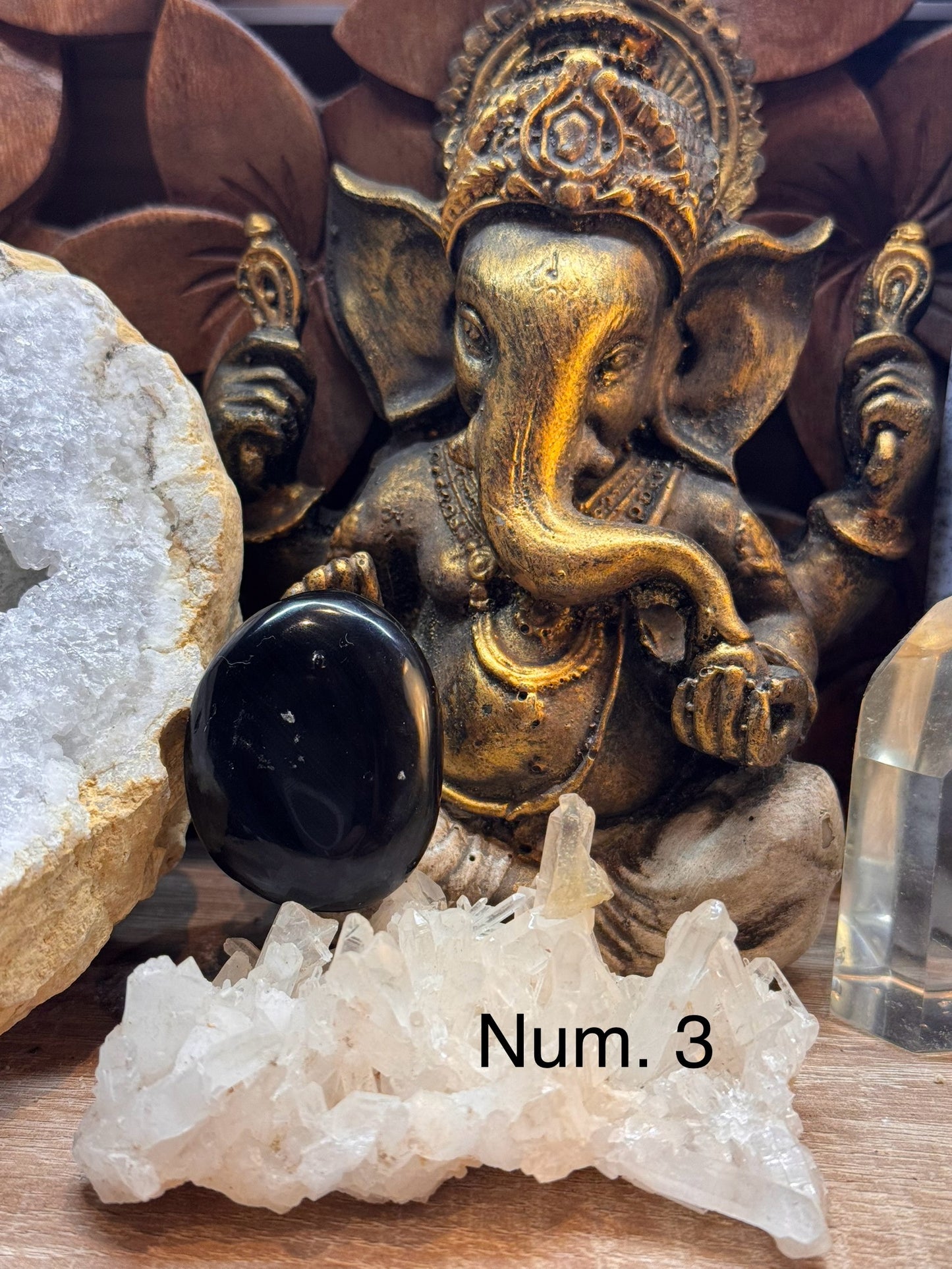 Galets de tourmaline noire