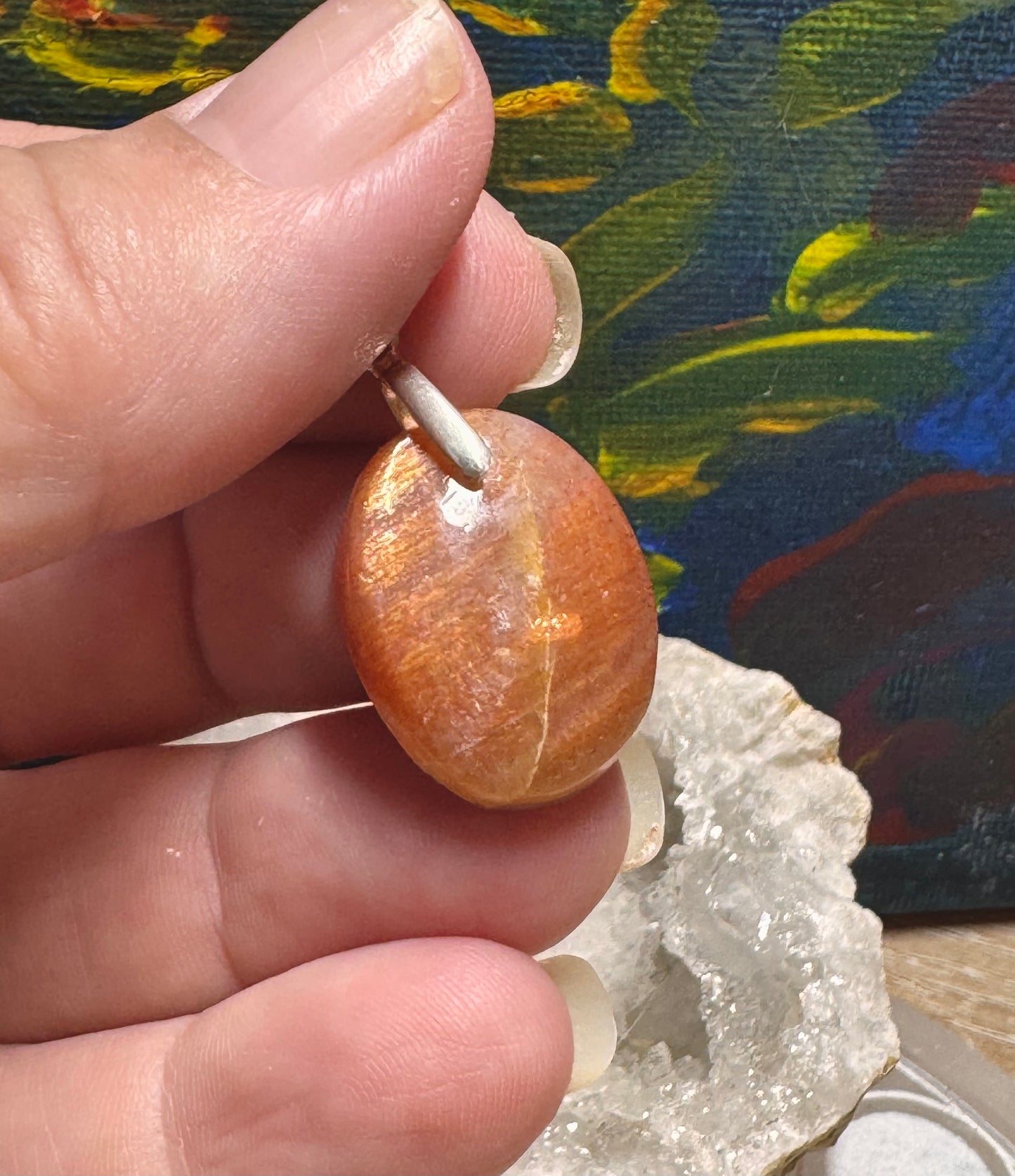 Pendentif en pierre du soleil