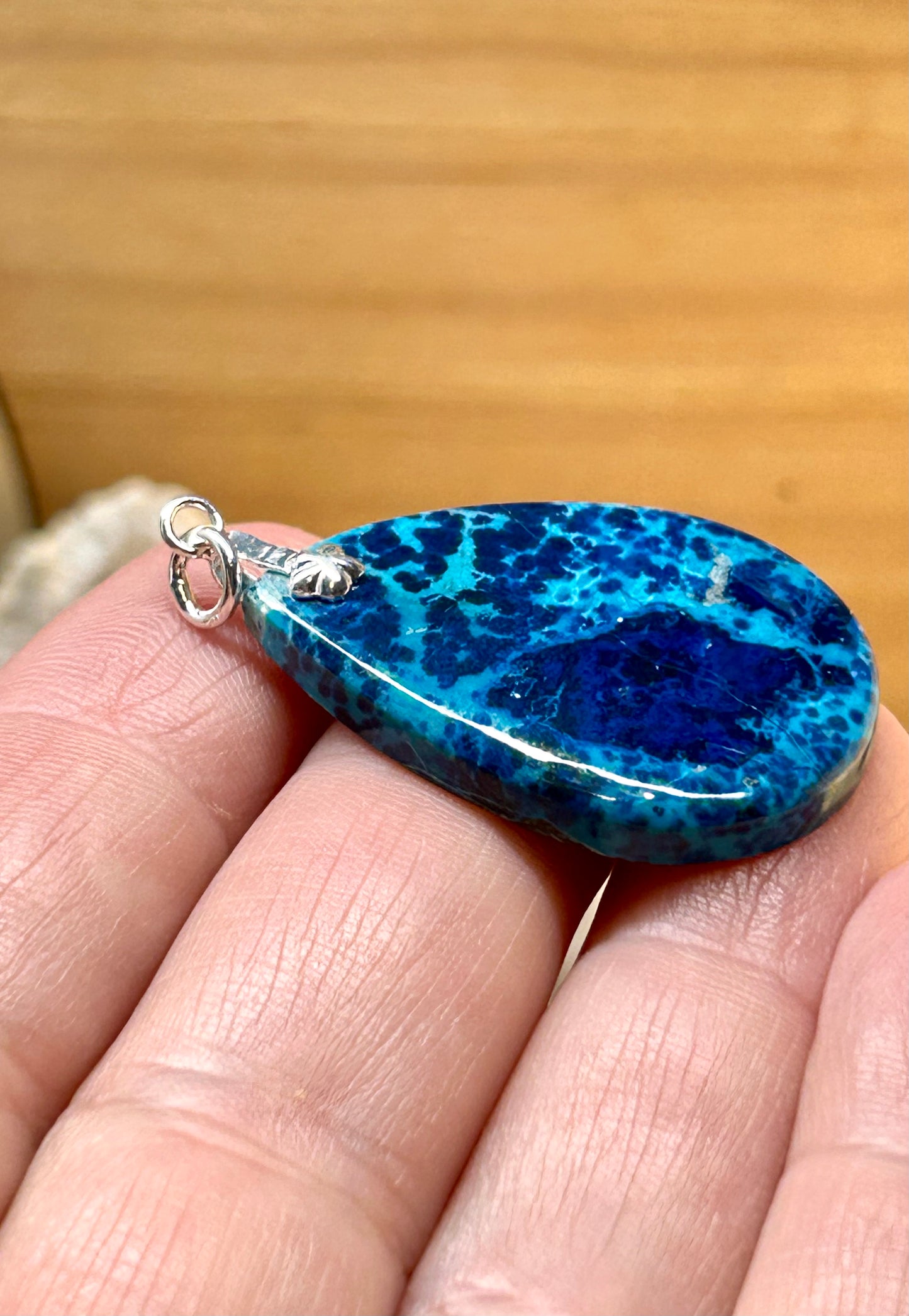 Pendentif de shattuckite d’Arizona