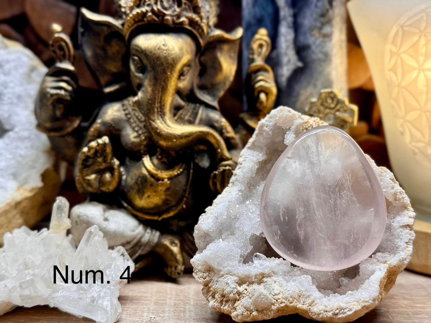 Pierre anti-stress en quartz rose