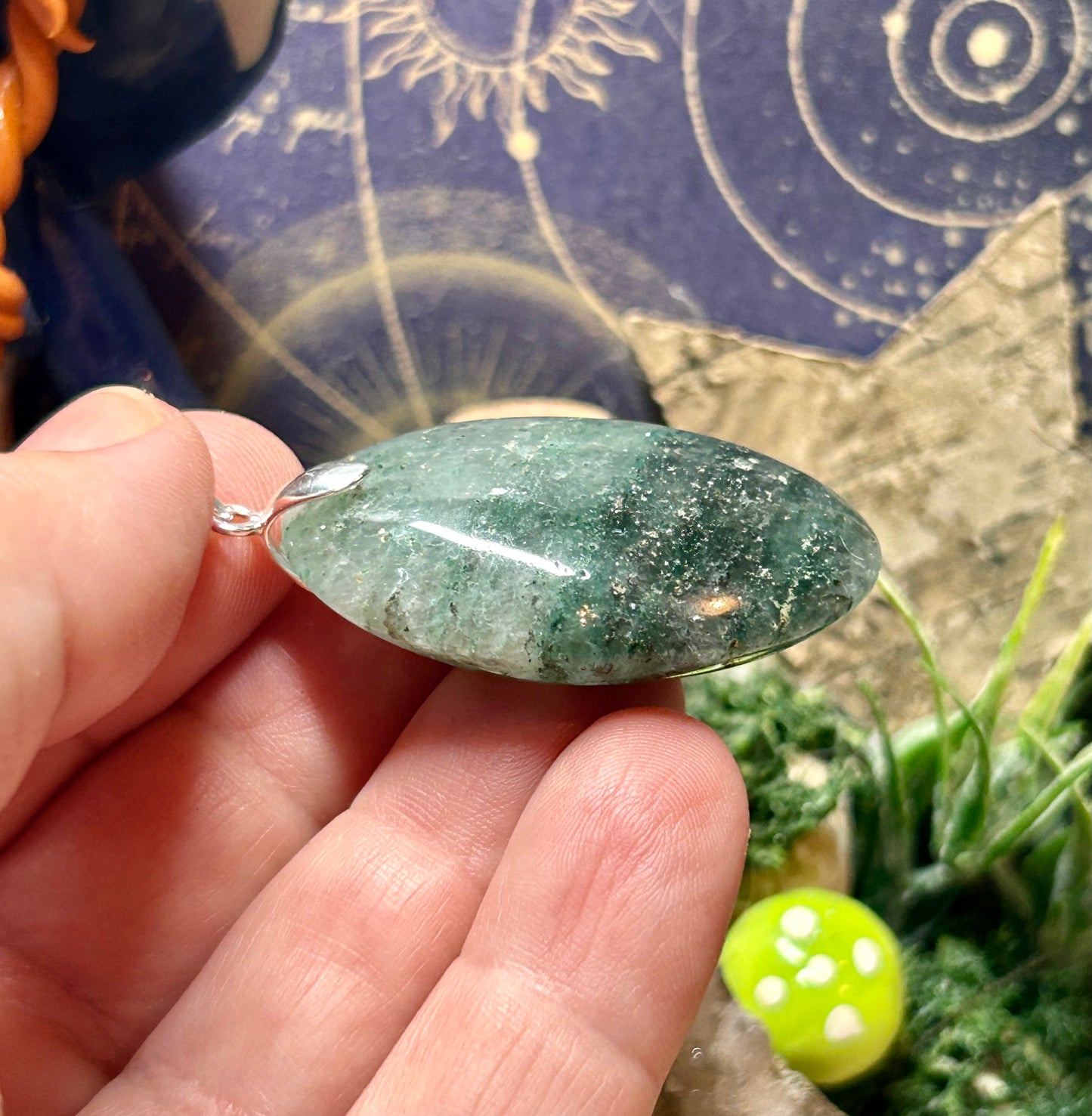 Pendentif en aventurine verte