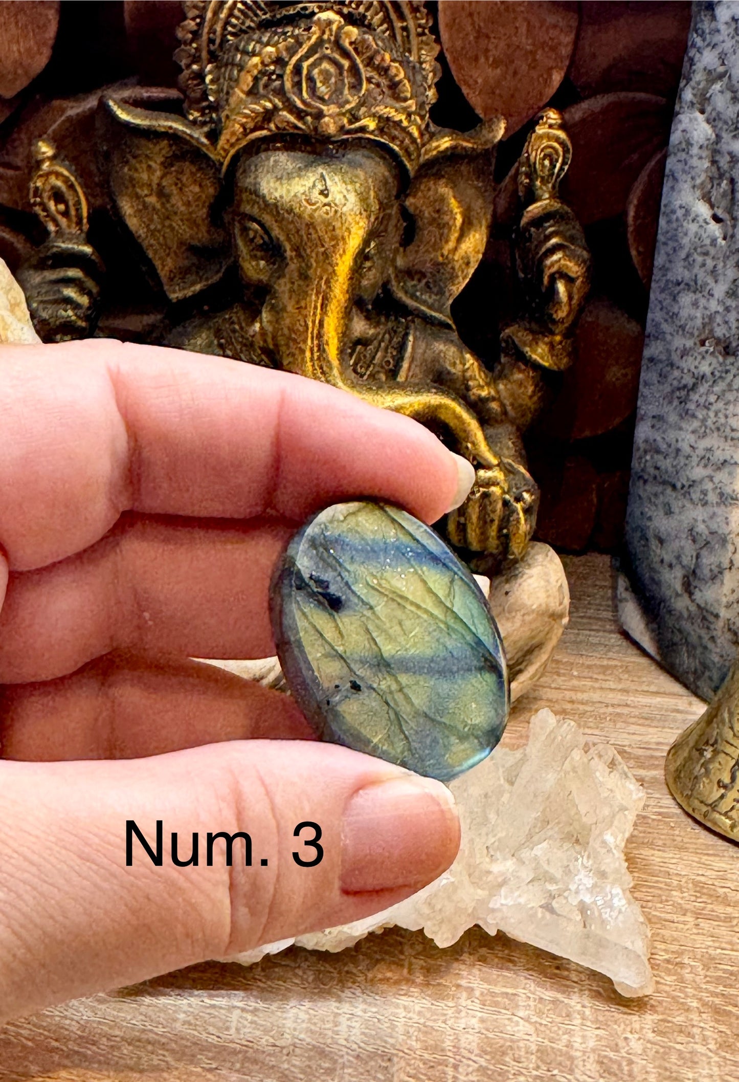 Galet de Labradorite
