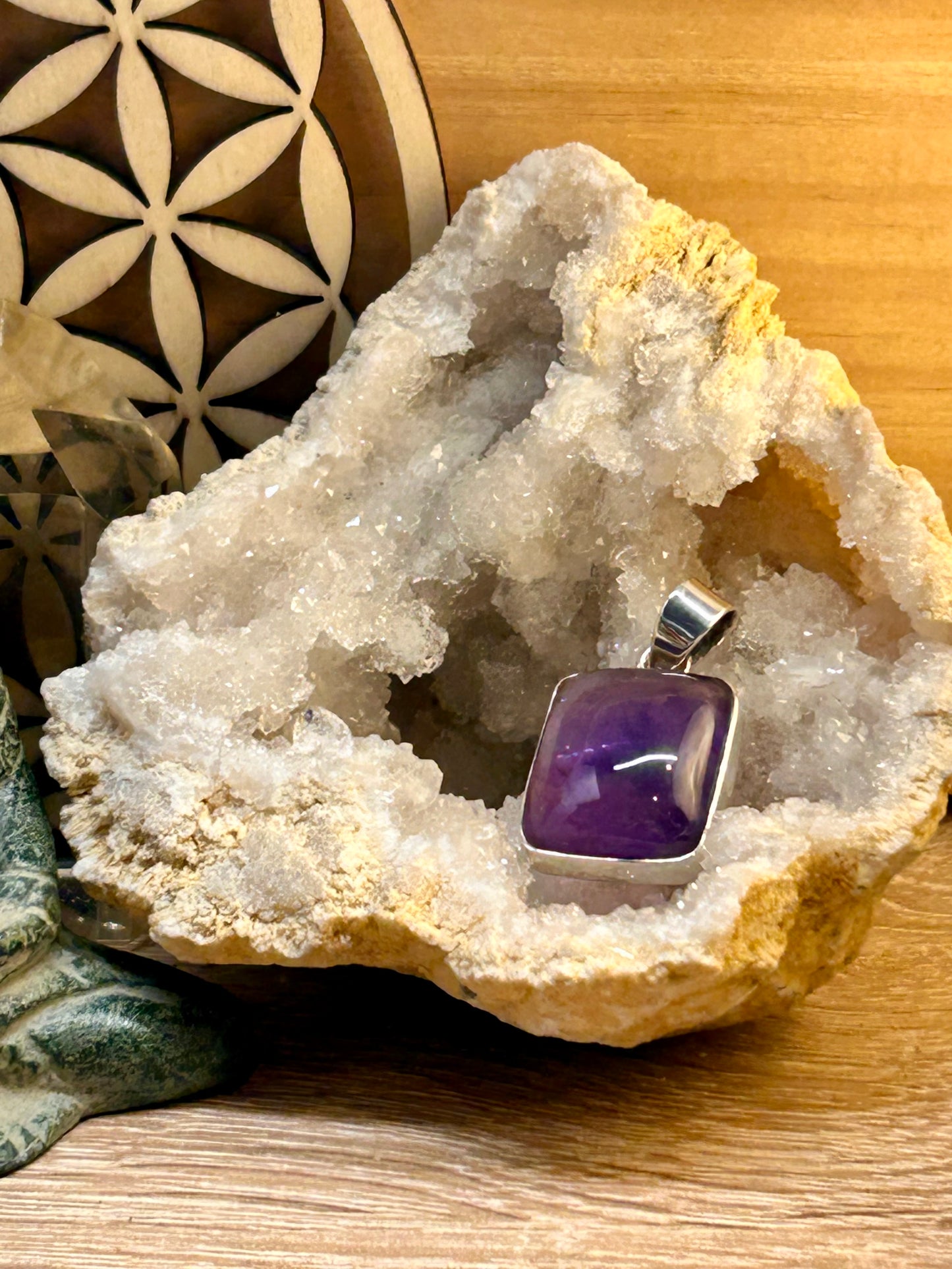 Pendentif en améthyste