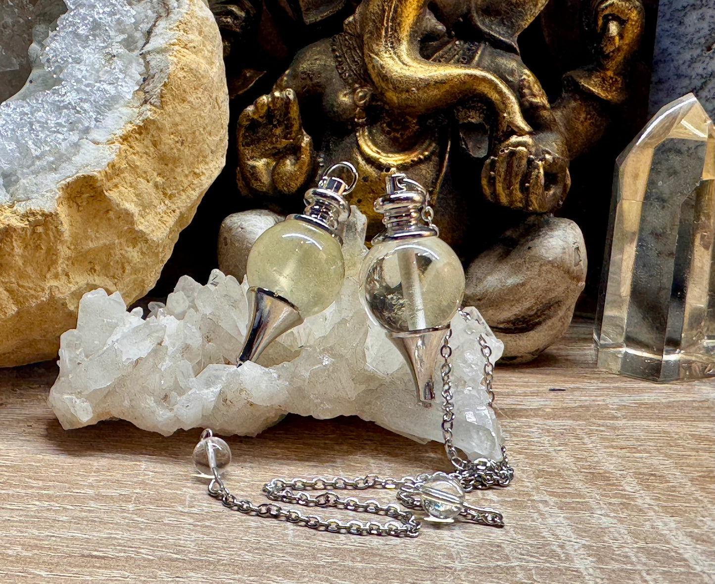 Pendule sphérique en citrine