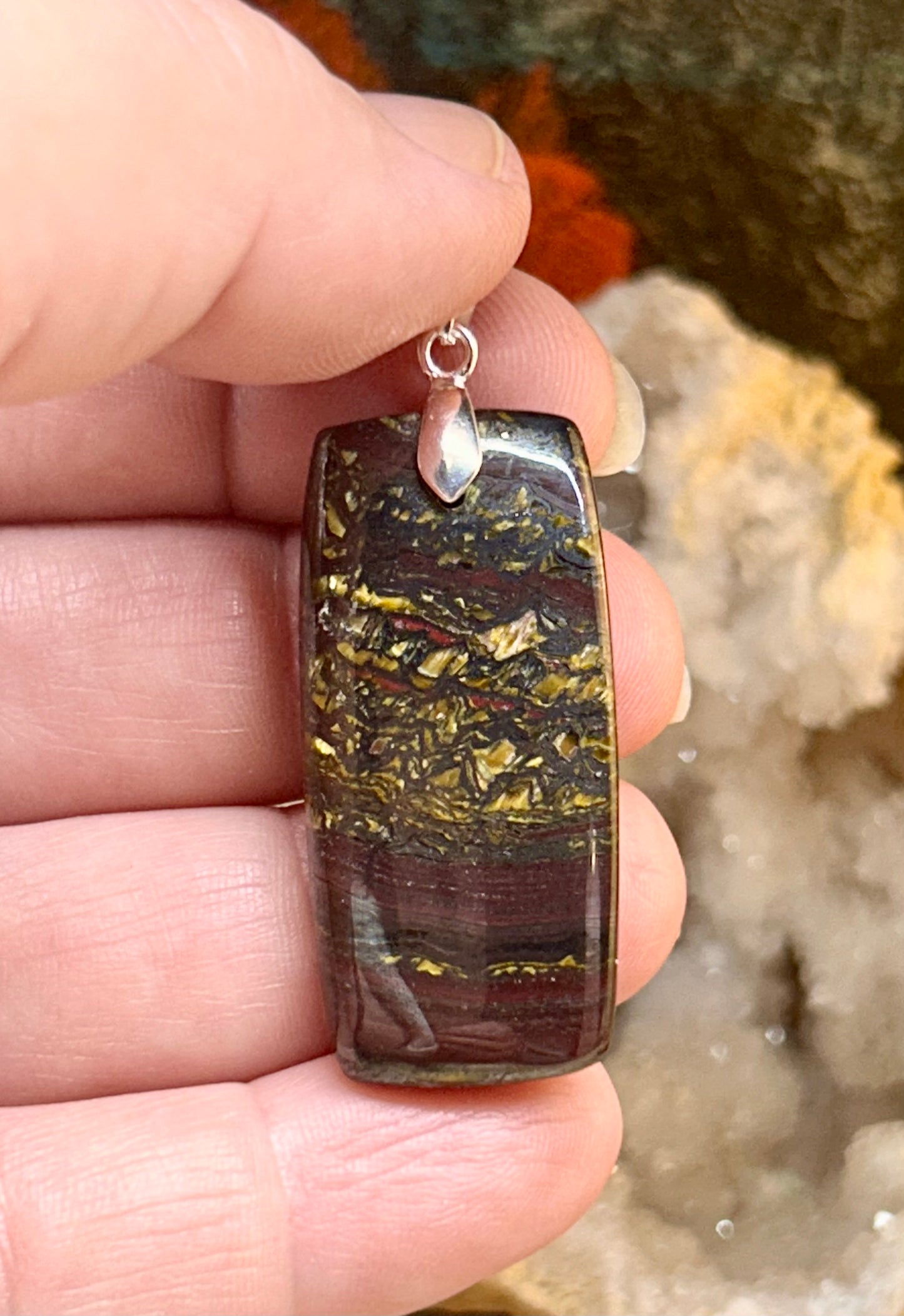 Pendentif d’œil de fer 2