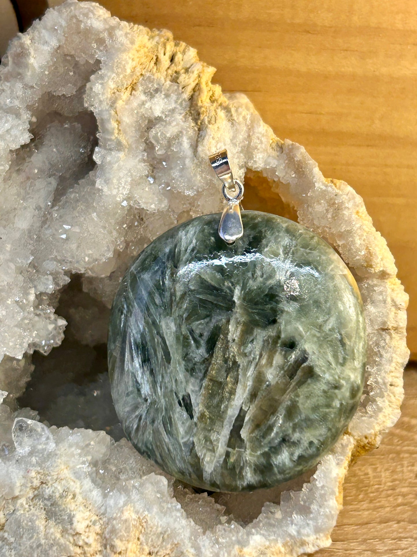 Pendentif de Séraphinite