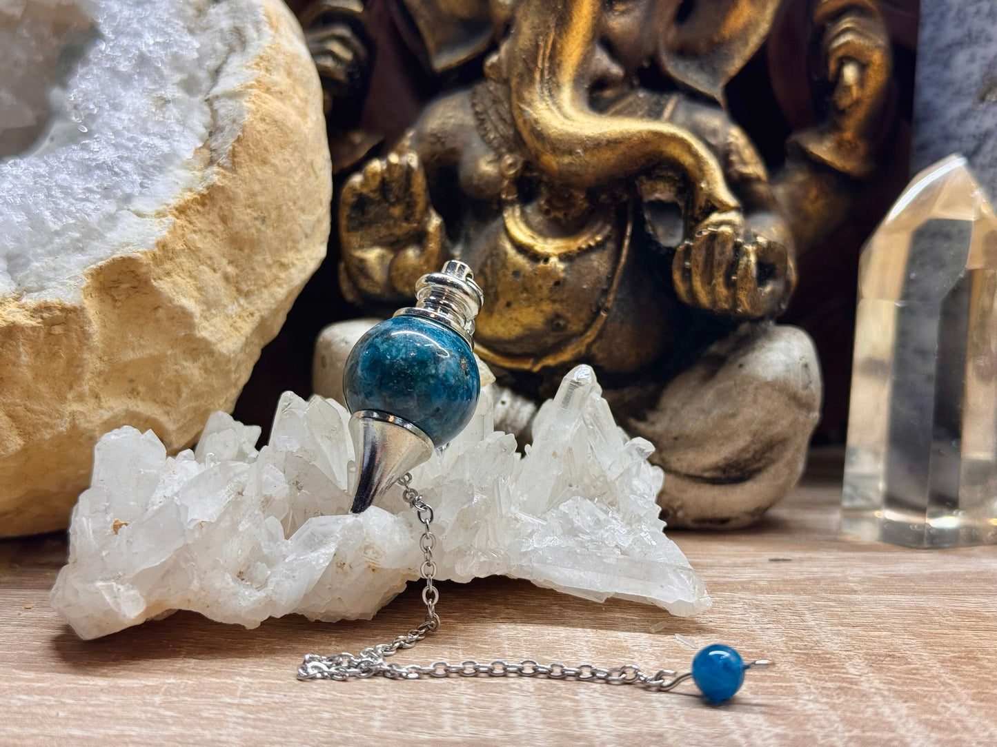 Pendentif sphérique en Apatite