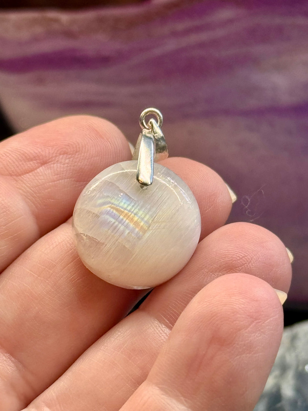 Pendentif de Péristérite rond