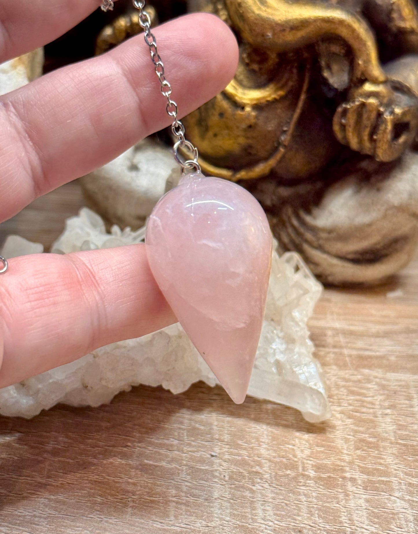 Pendule goutte gravé Quartz Rose