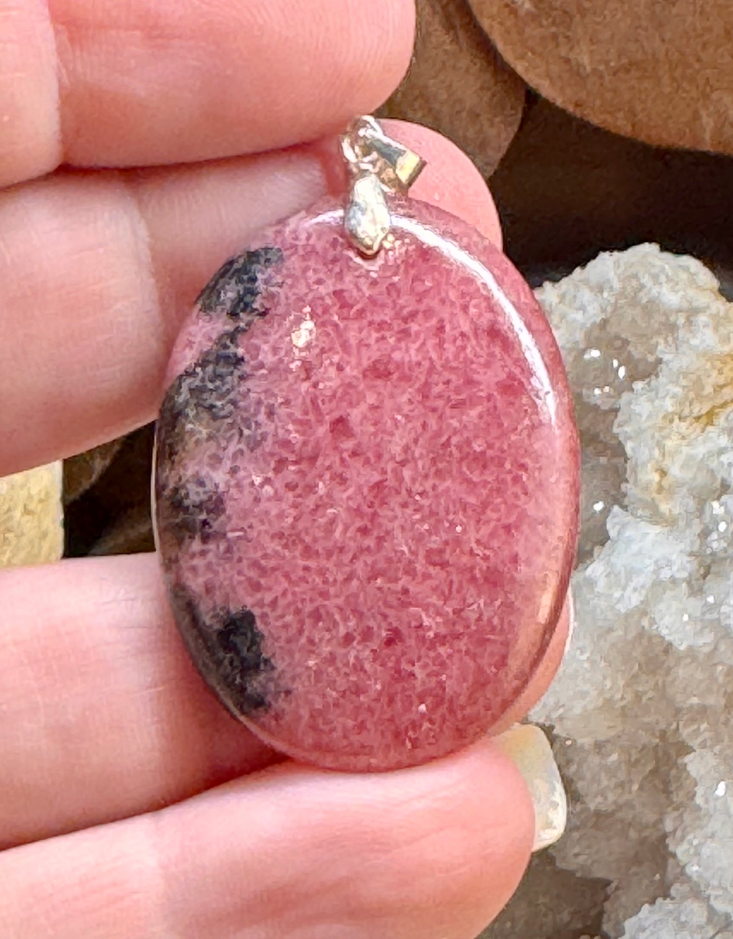 Pendentif de rhodonite