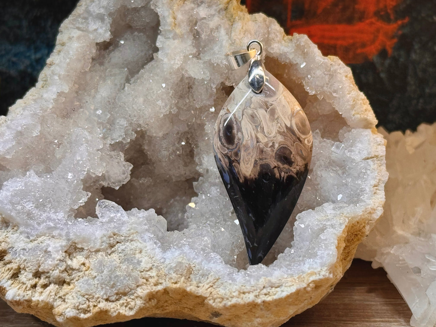 Pendentif d’agate racine de palmier