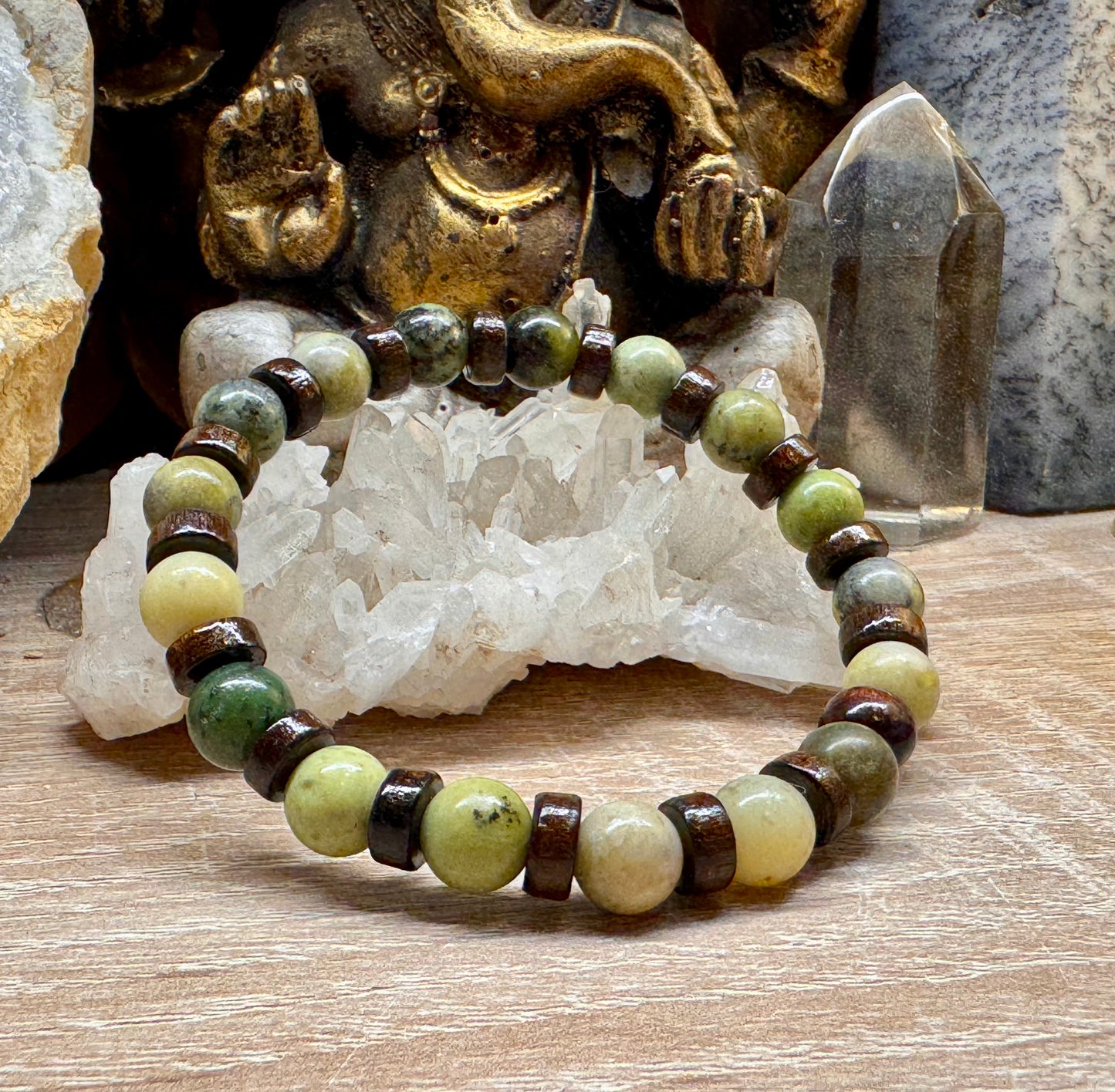 Bracelet de chrysoprase et bois