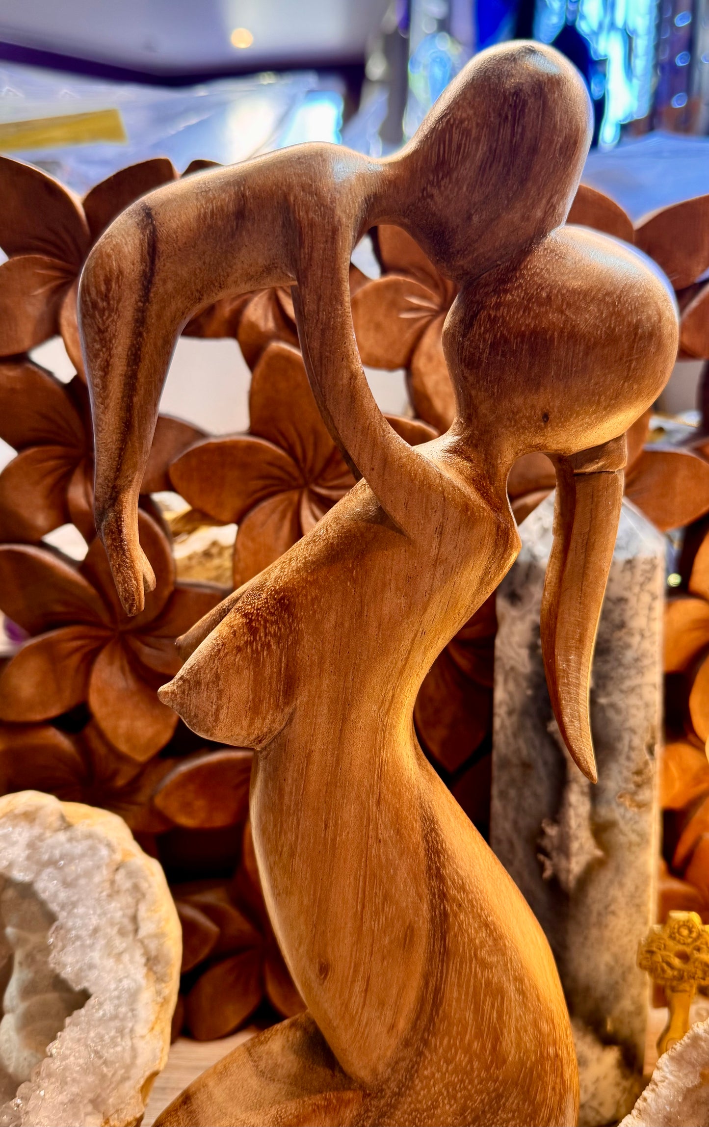 Mère et enfant en bois indonésien