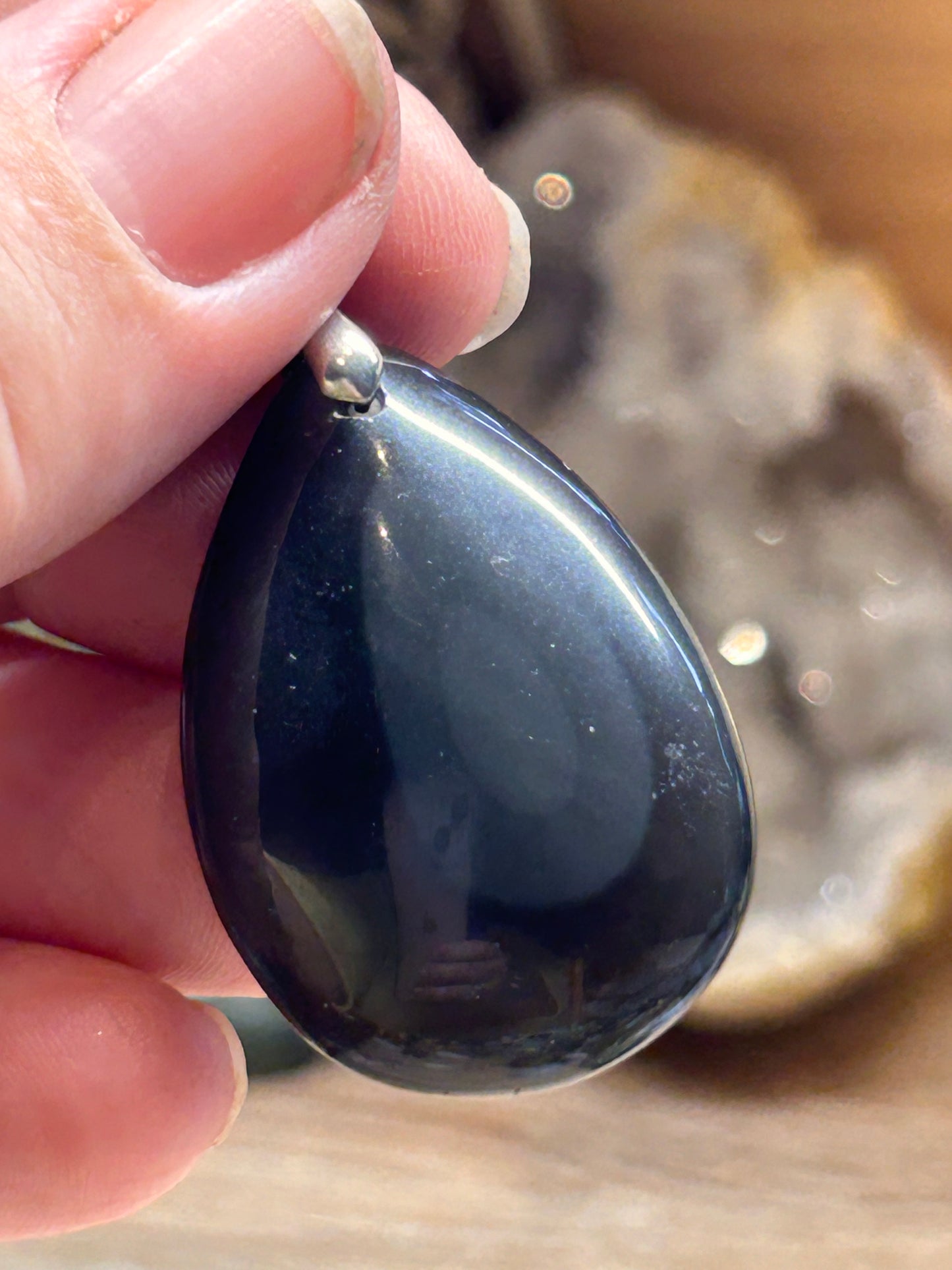 Pendentif d’obsidienne œil céleste