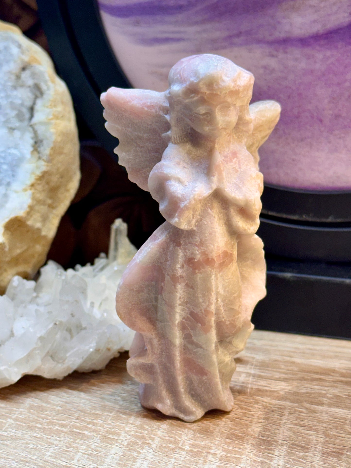 Statuette angélique en Opale Rose