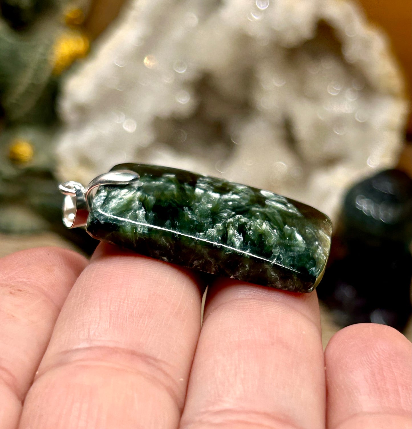 Pendentif de séraphinite