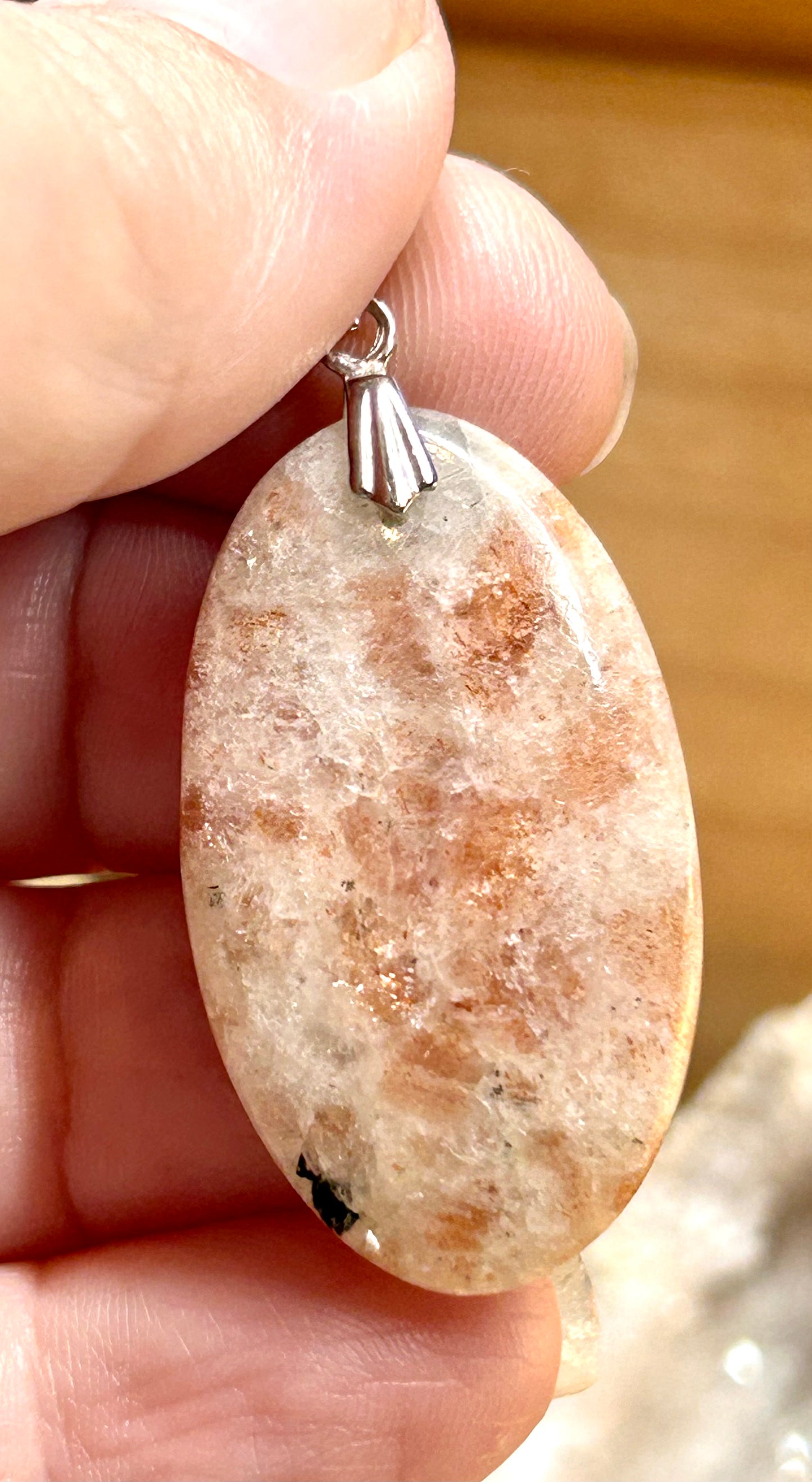 Pendentif de pierre de soleil