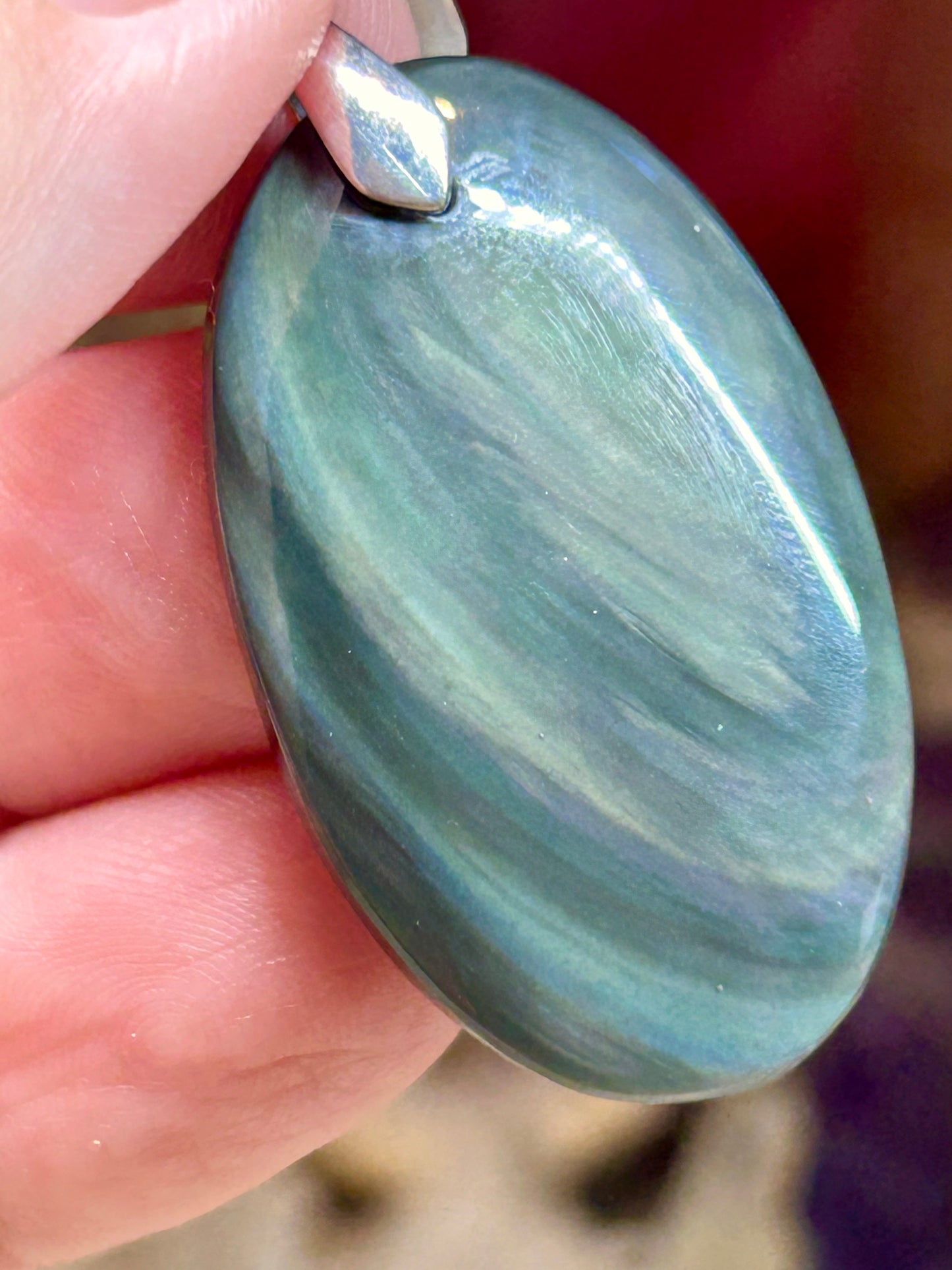 Pendentif en obsidienne mentogochol