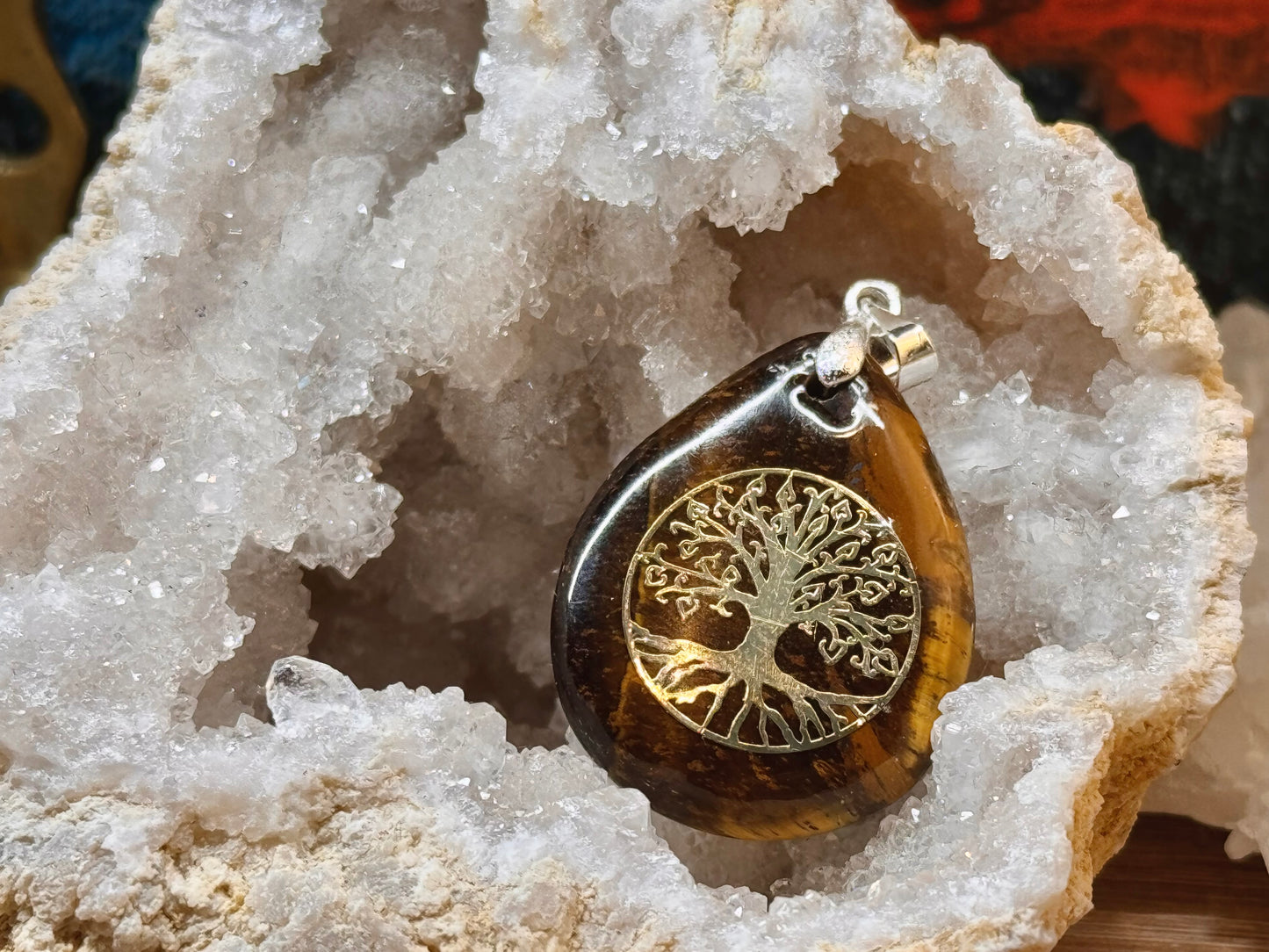 Pendentif d’œil de tigre arbre de vie