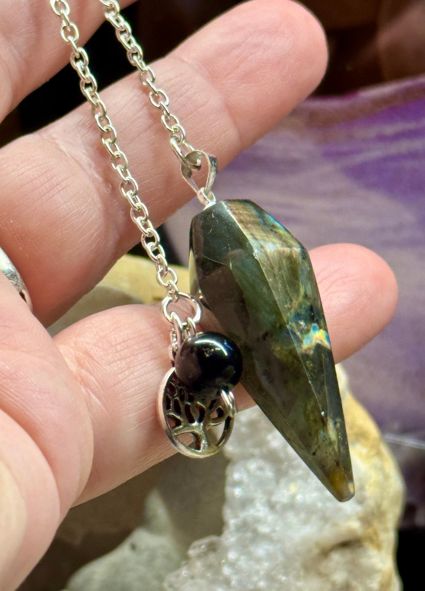 Pendule conique en Labradorite - Arbre de vie