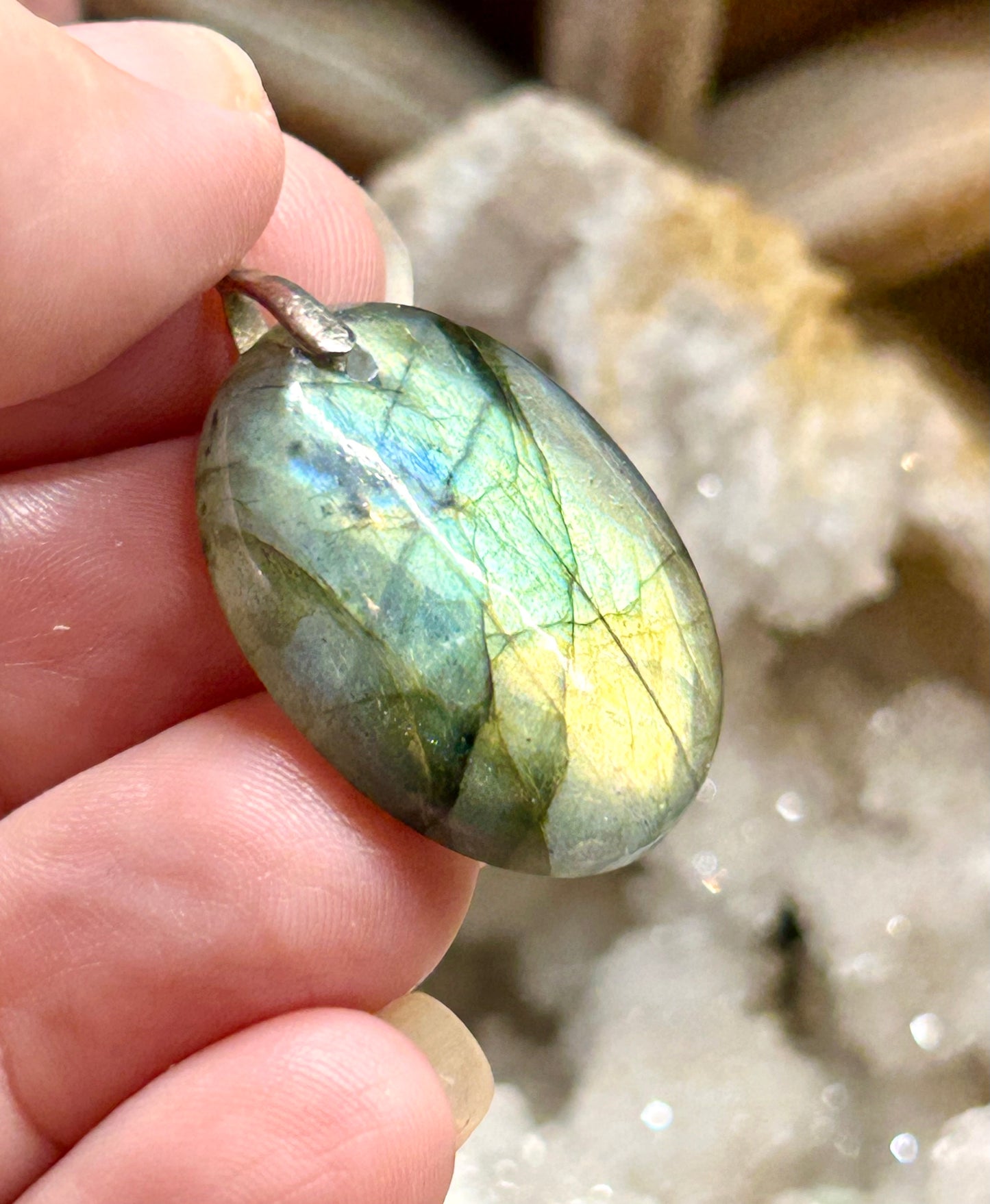 Pendentif de labradorite
