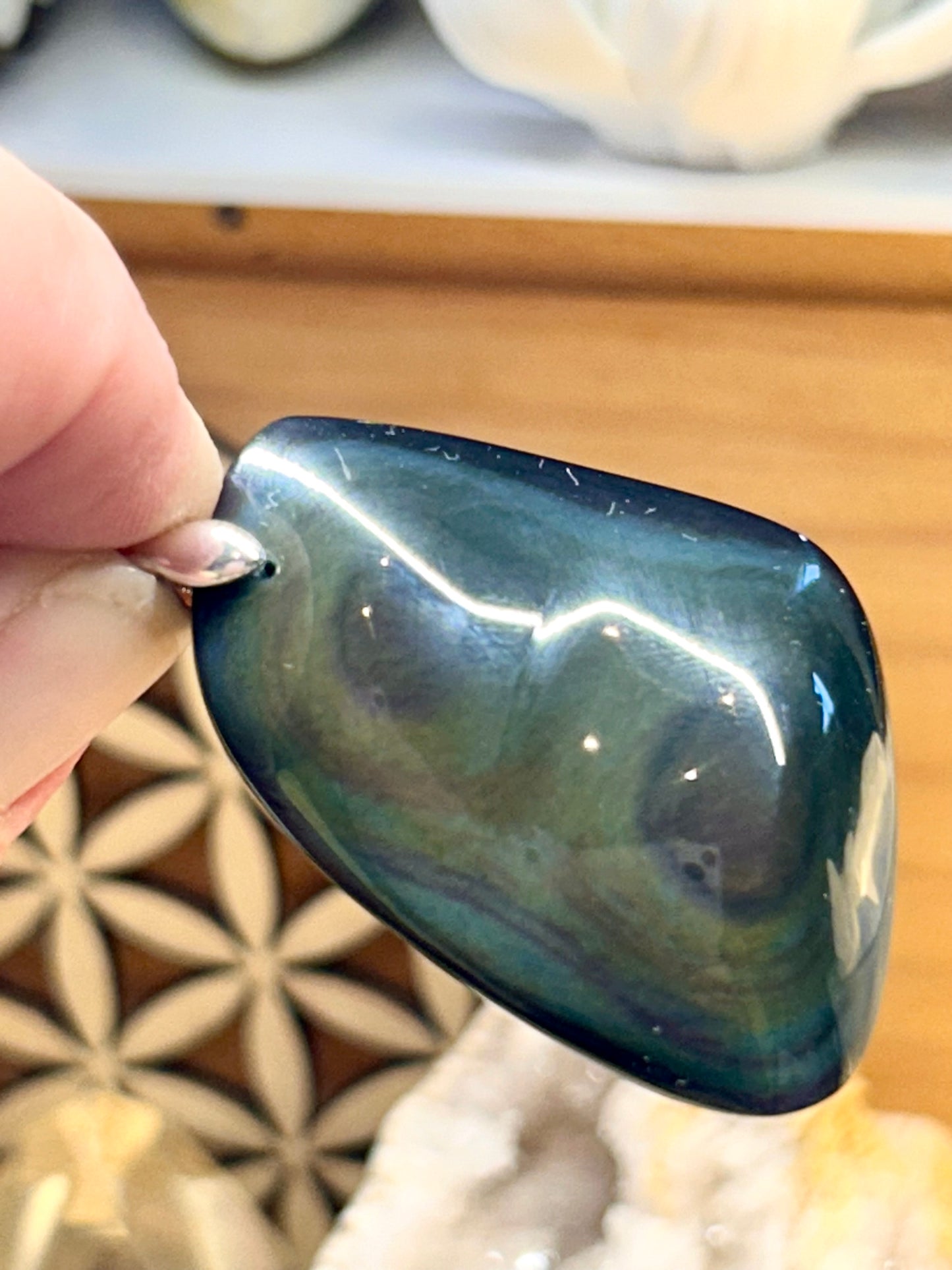 Pendentif d’obsidienne œil céleste