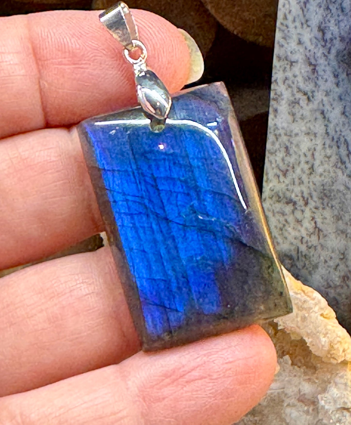 Pendentif de labradorite