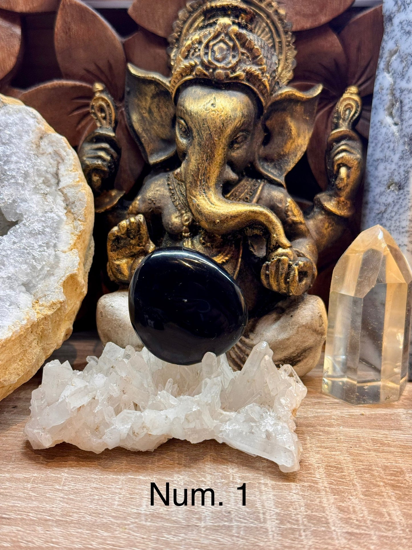 Galets de tourmaline noire