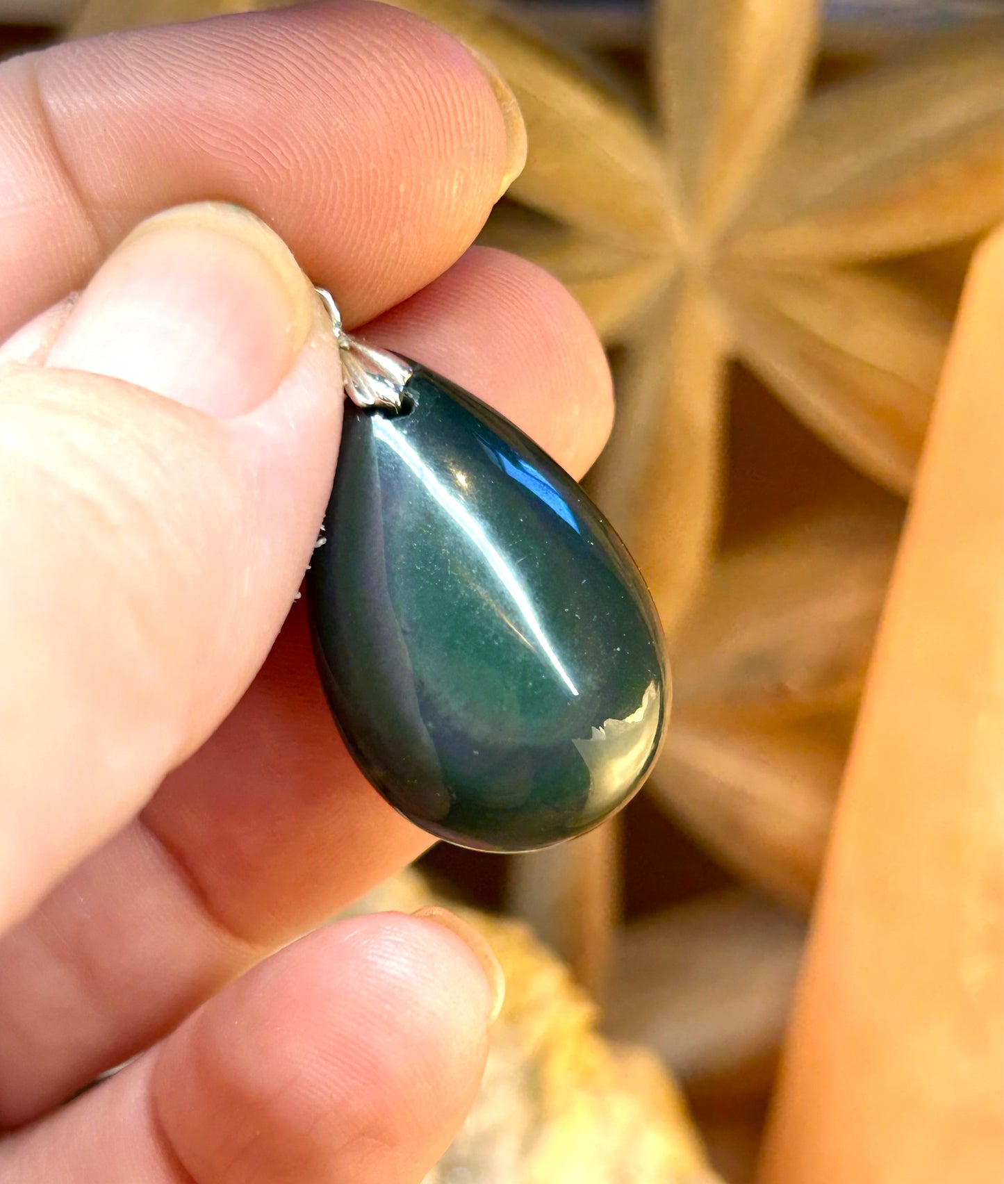 Pendentif d’obsidienne œil céleste