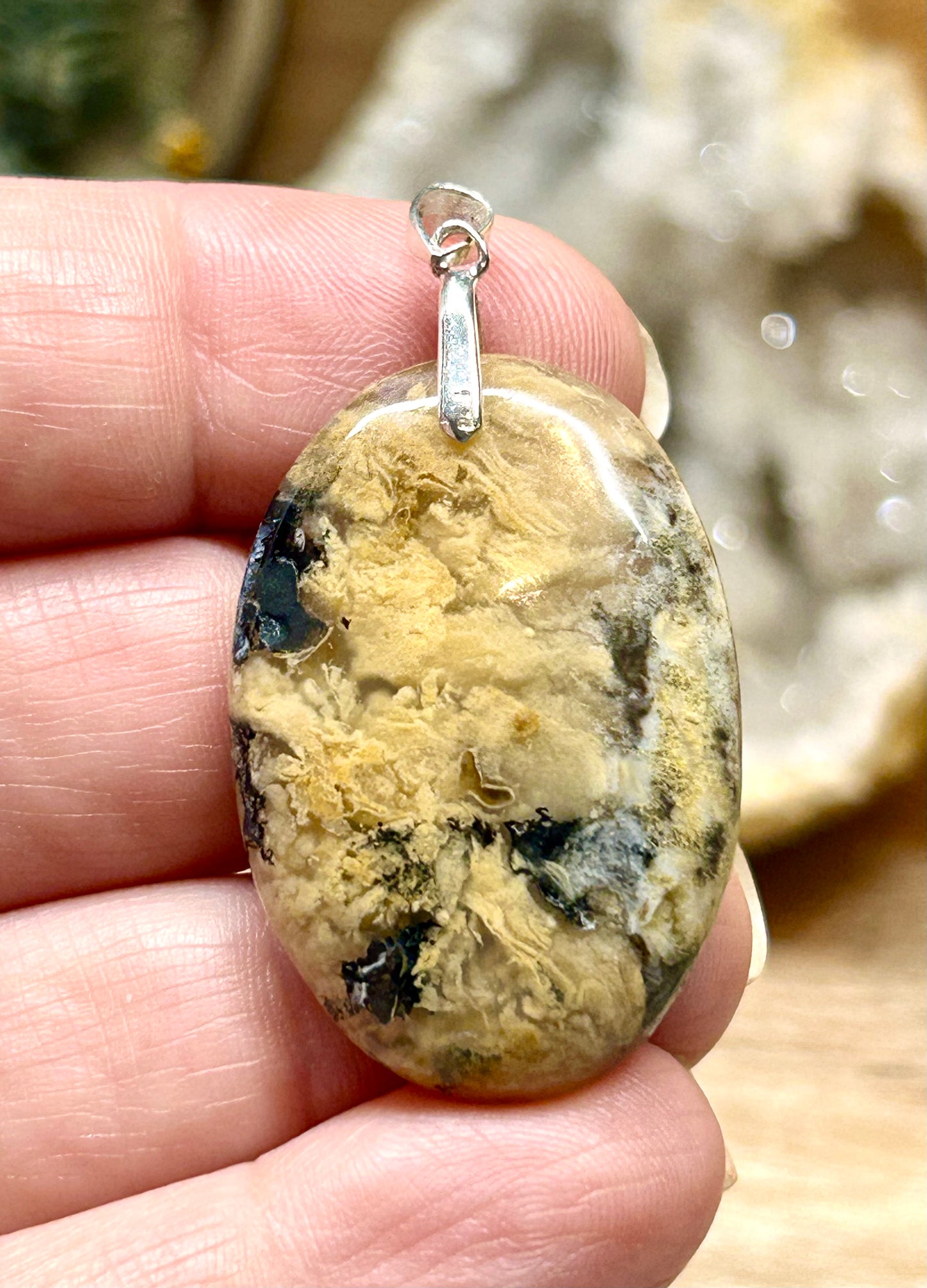 Pendentif d’agate dendrite de tigre