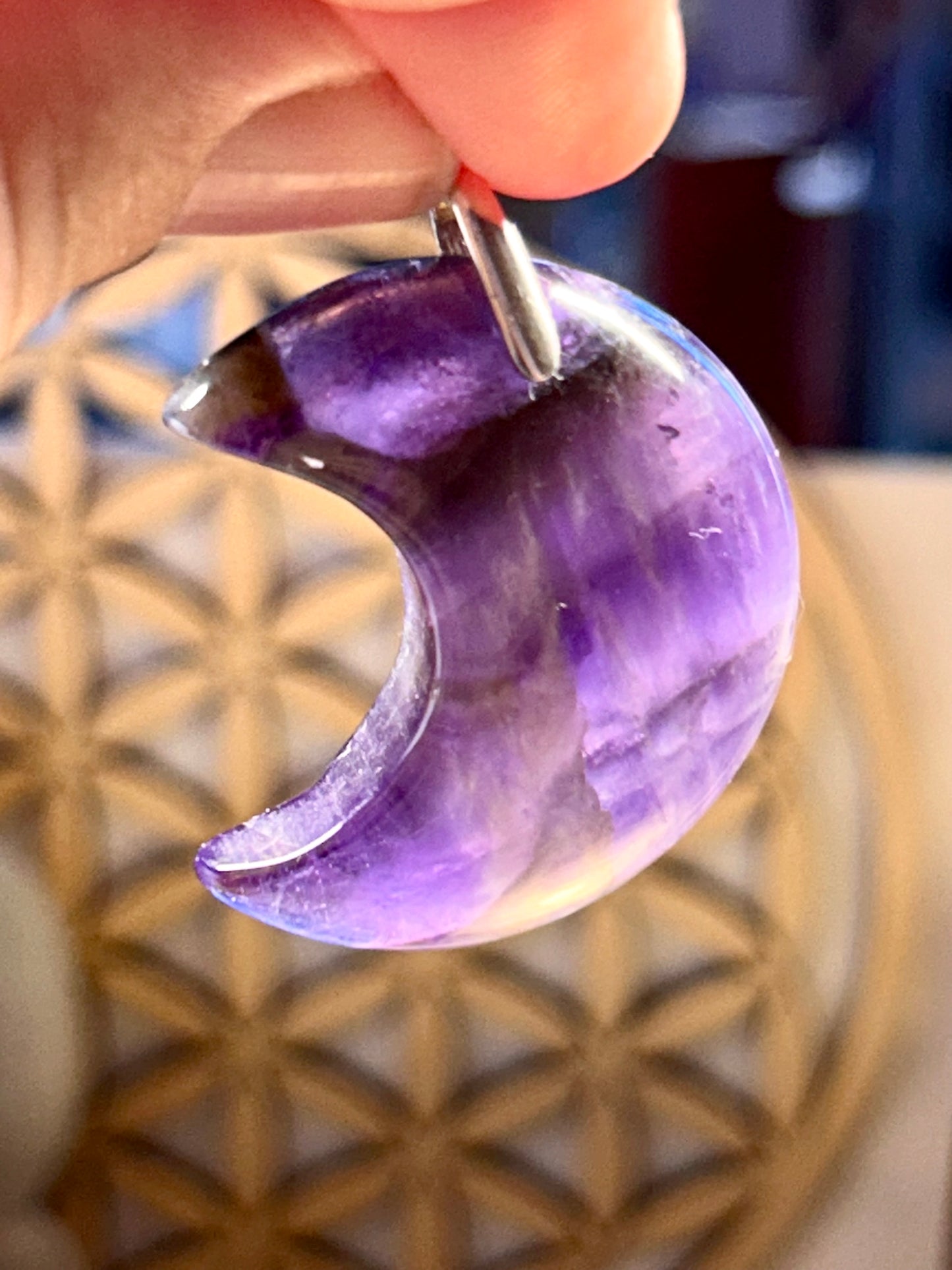 Pendentif en améthyste de croissant de lune