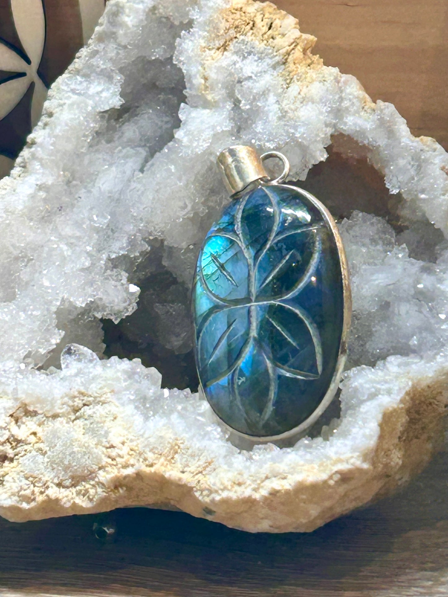 Pendentif de labradorite