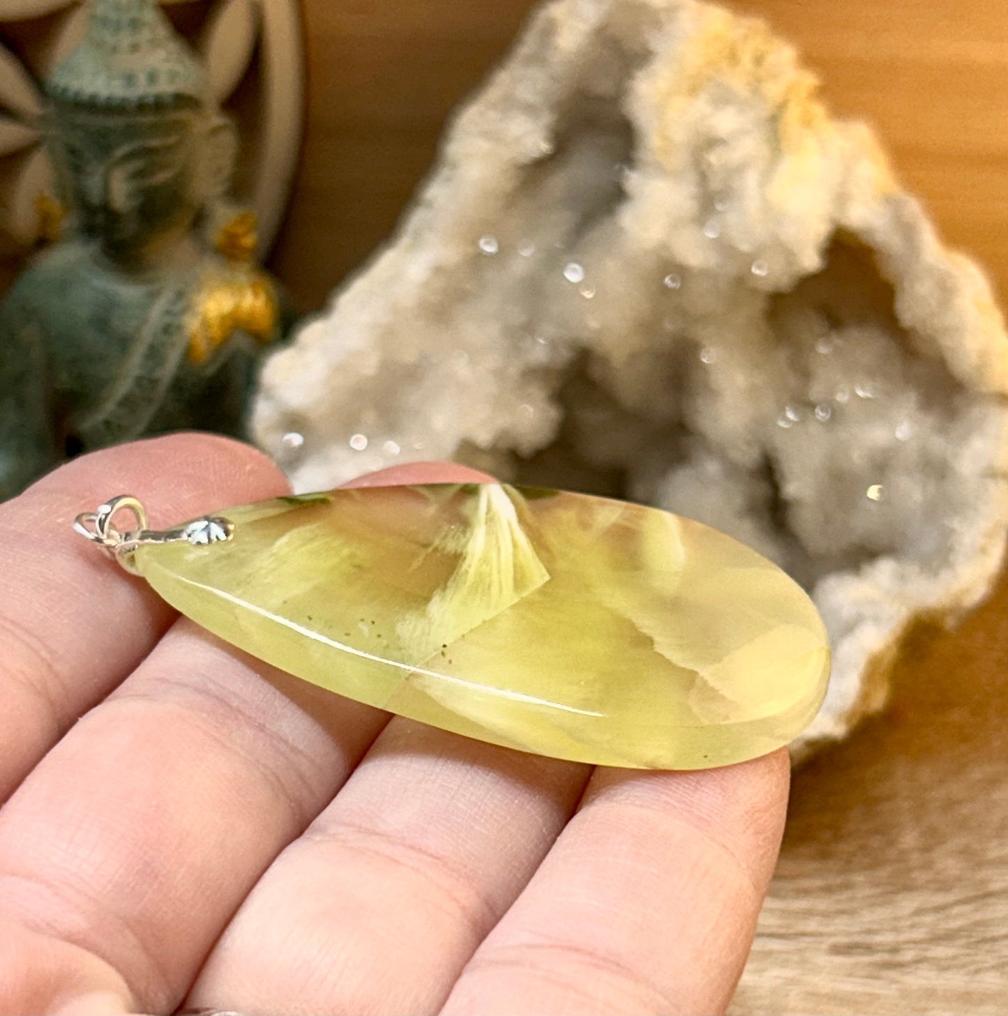 Pendentif de préhnite