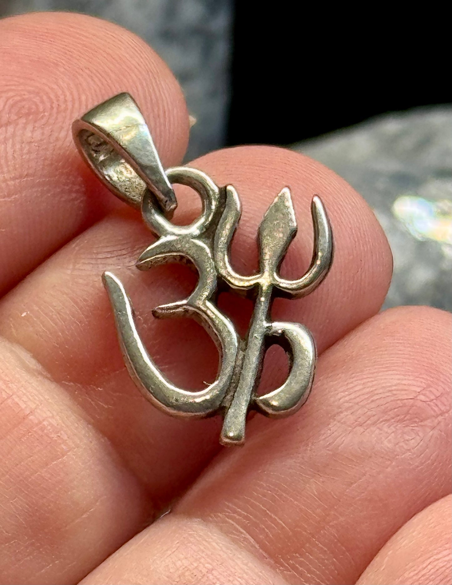 Pendentif Aum avec Trident