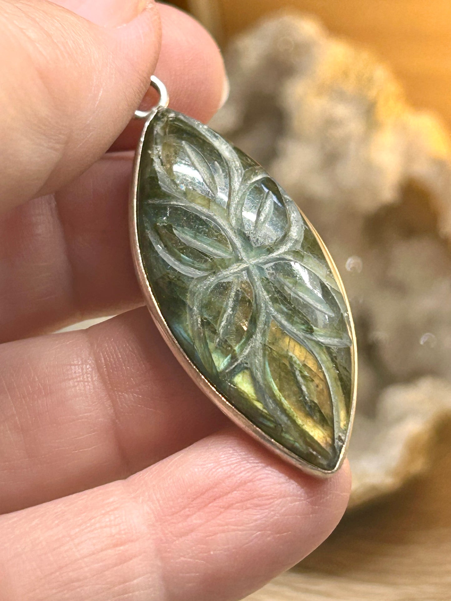 Pendentif de labradorite