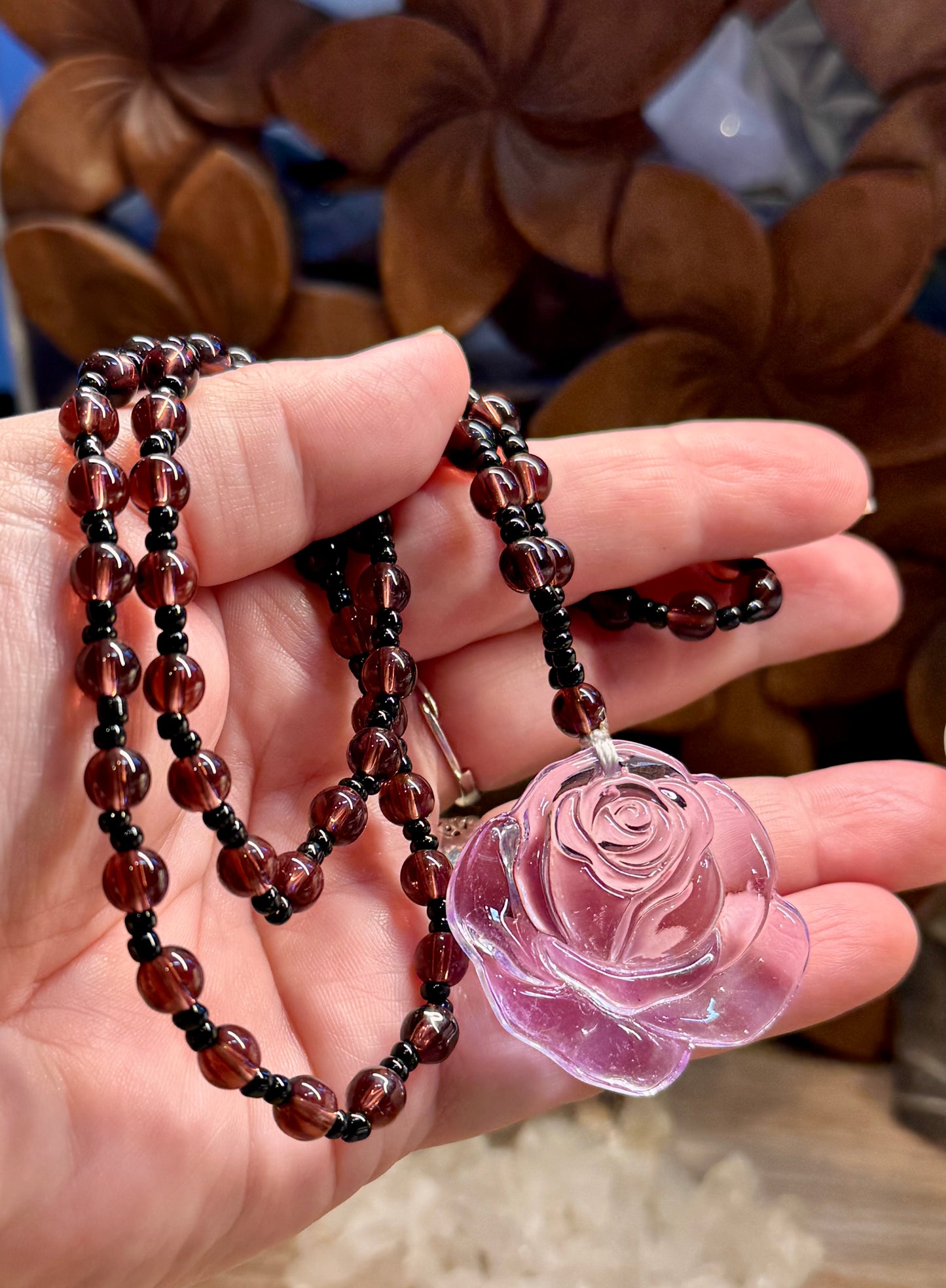 Collier Rose violette en verre