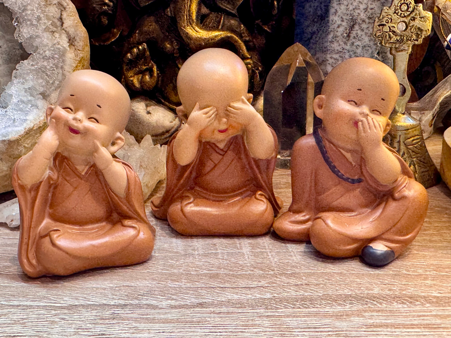 Trio de bébés bouddhas