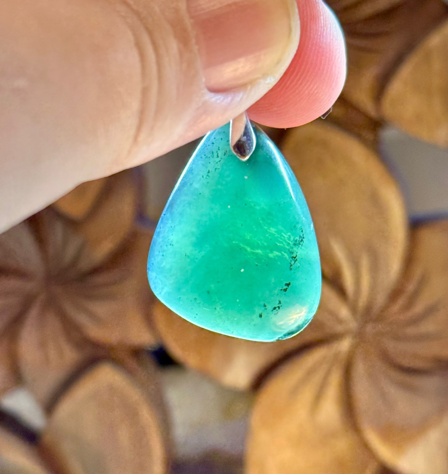 Pendentif en jade néphrite