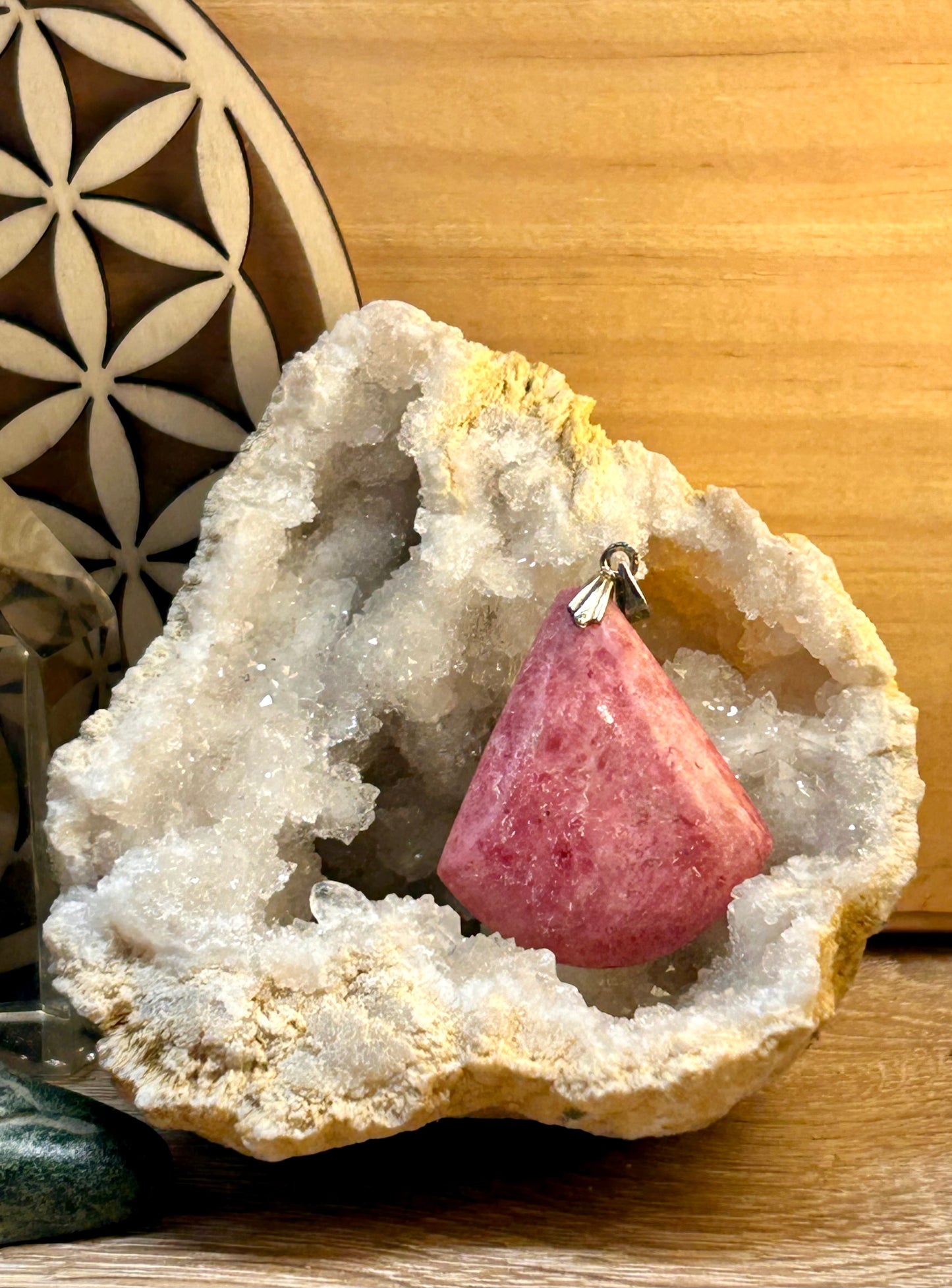 Pendentif de rhodonite
