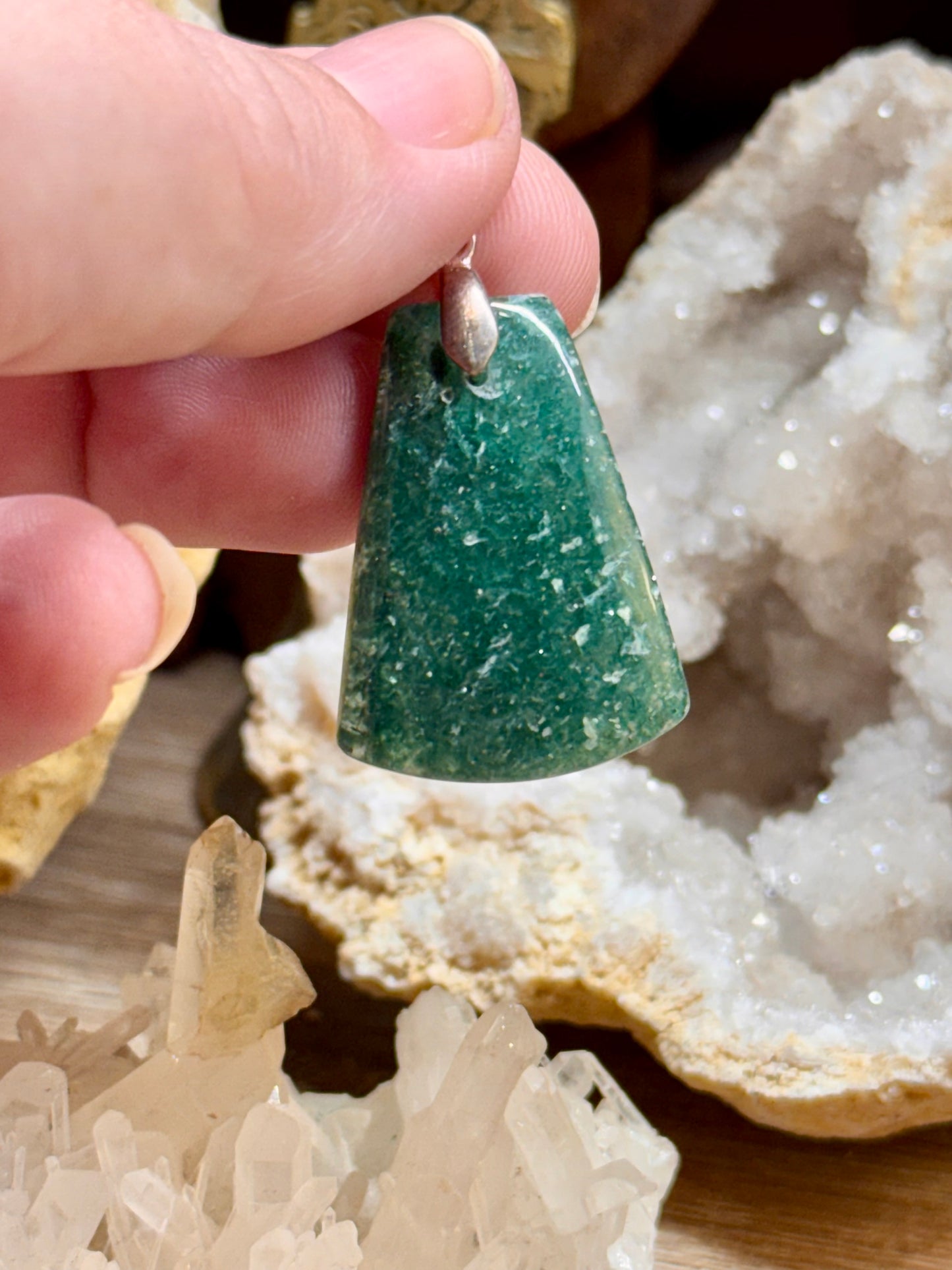 Pendentif en aventurine verte