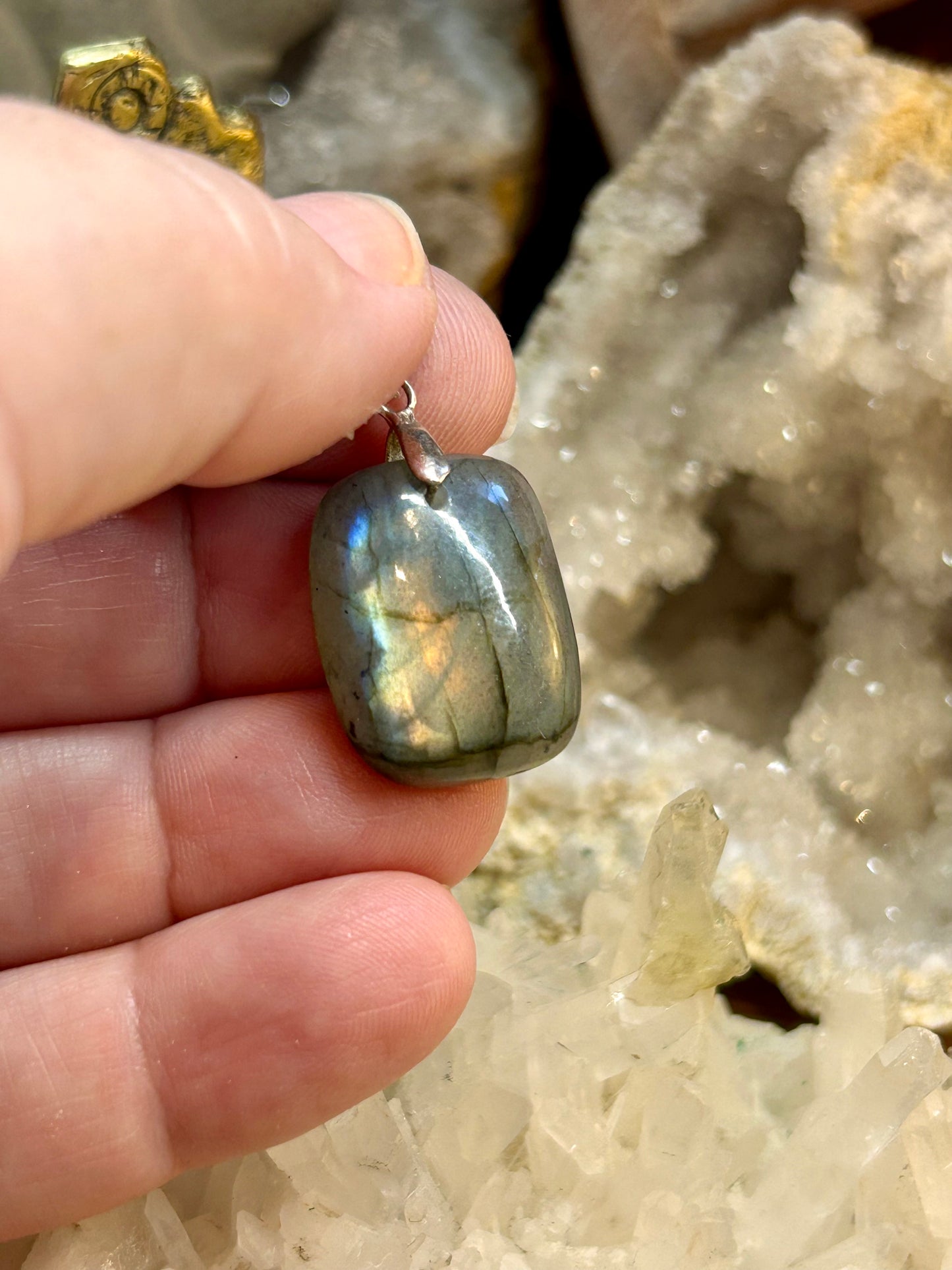 Pendentif de labradorite