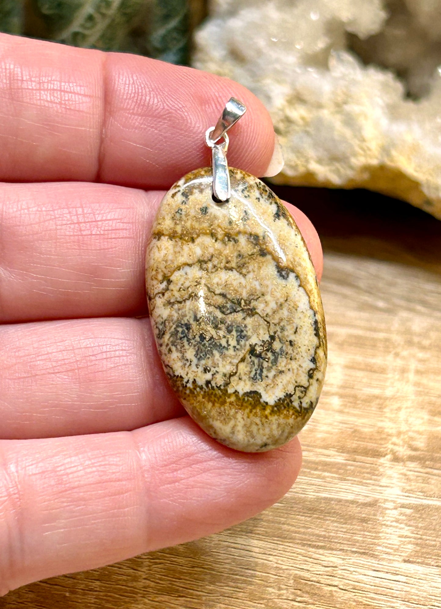 Pendentif de jaspe paysage