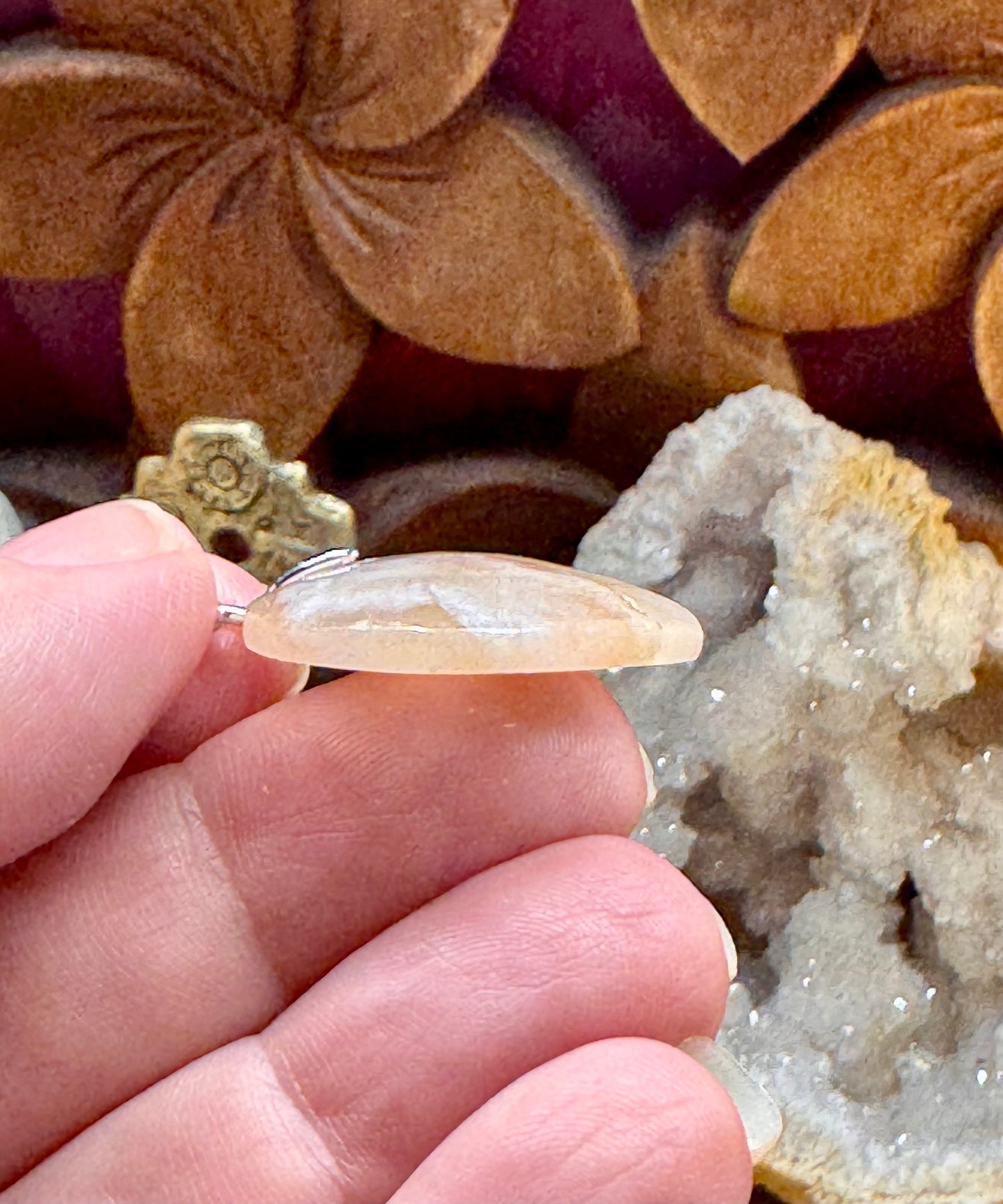 Pendentif cœur en agate fleur de cerisier